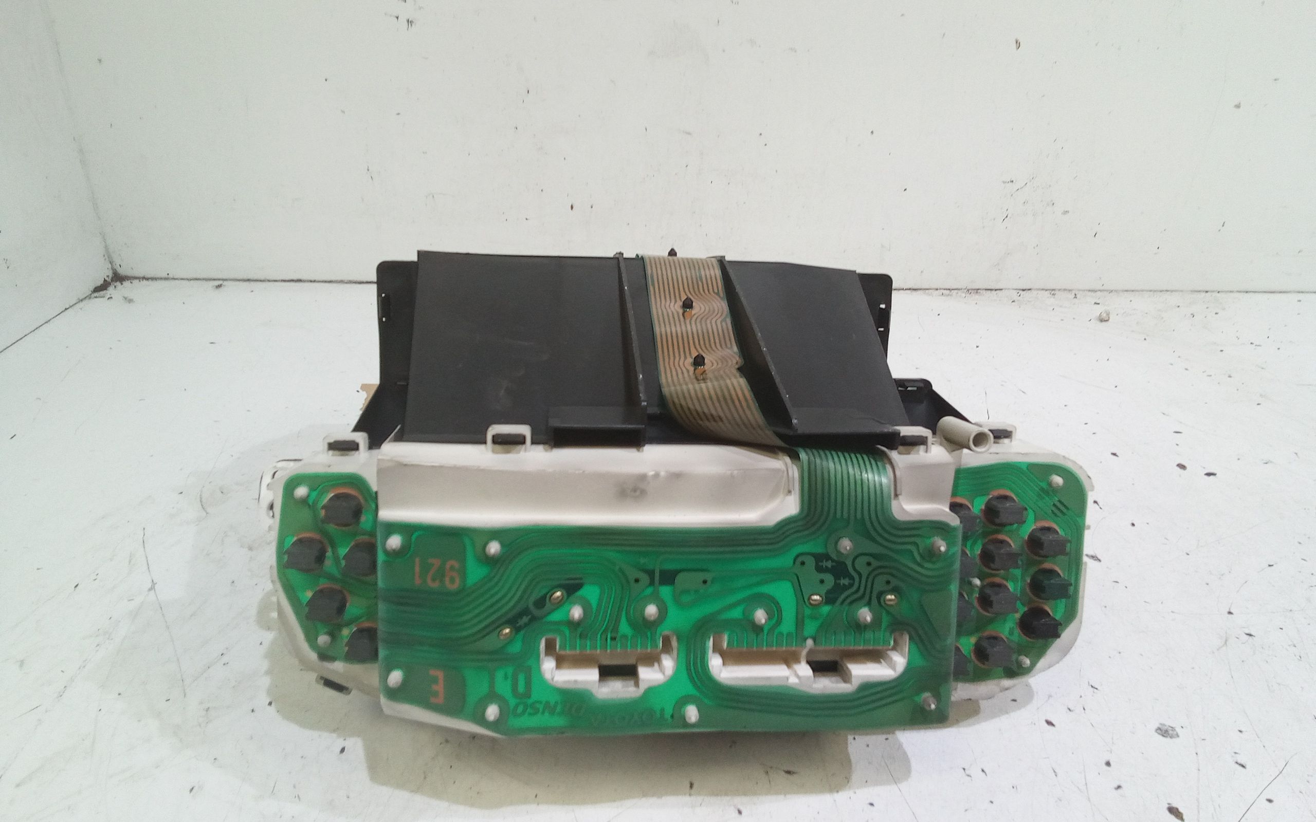 Quadro Strumenti TOYOTA Yaris Serie (99>03)