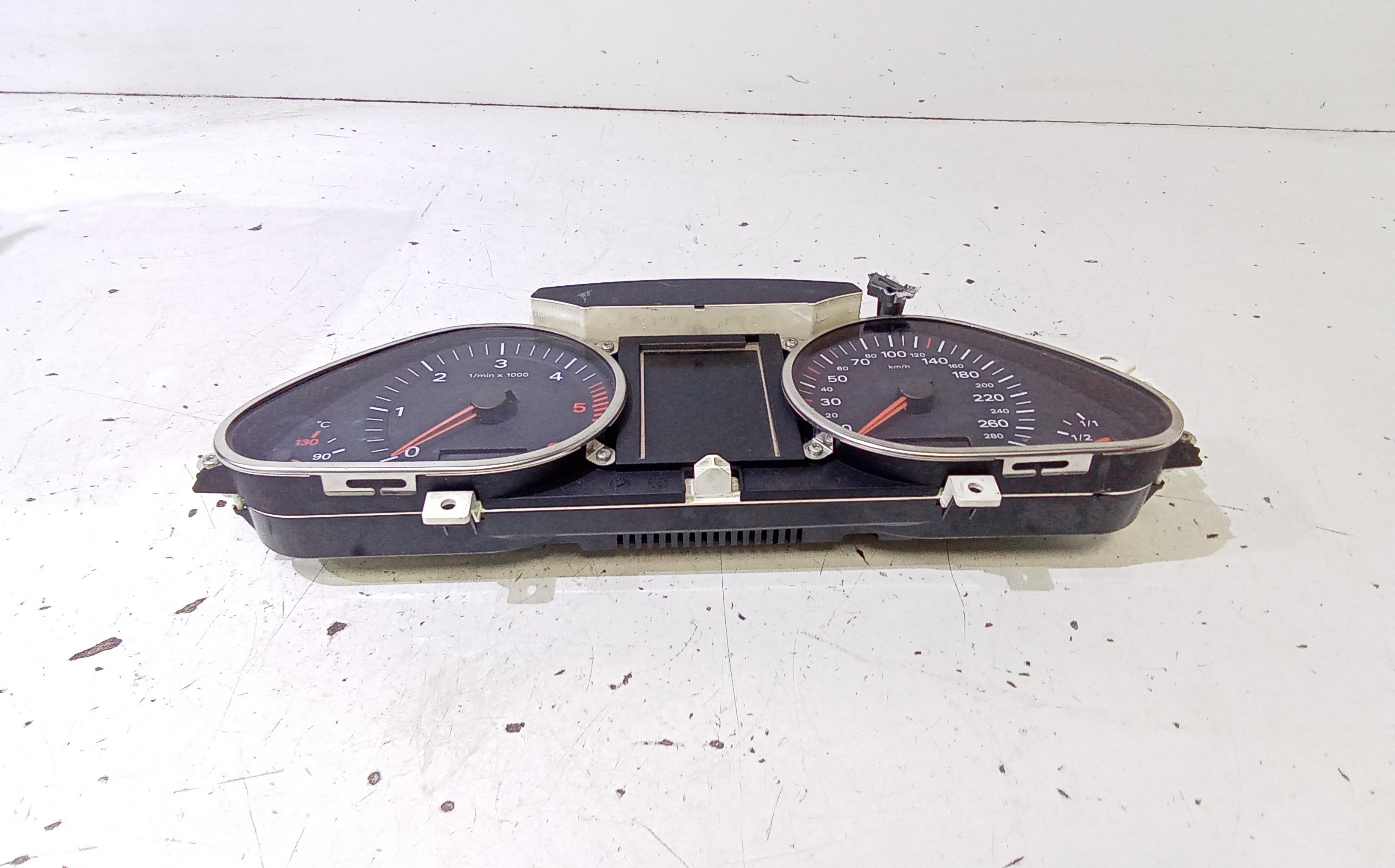 Quadro Strumenti AUDI A6 Avant Serie C6 (4F5) (04>12)