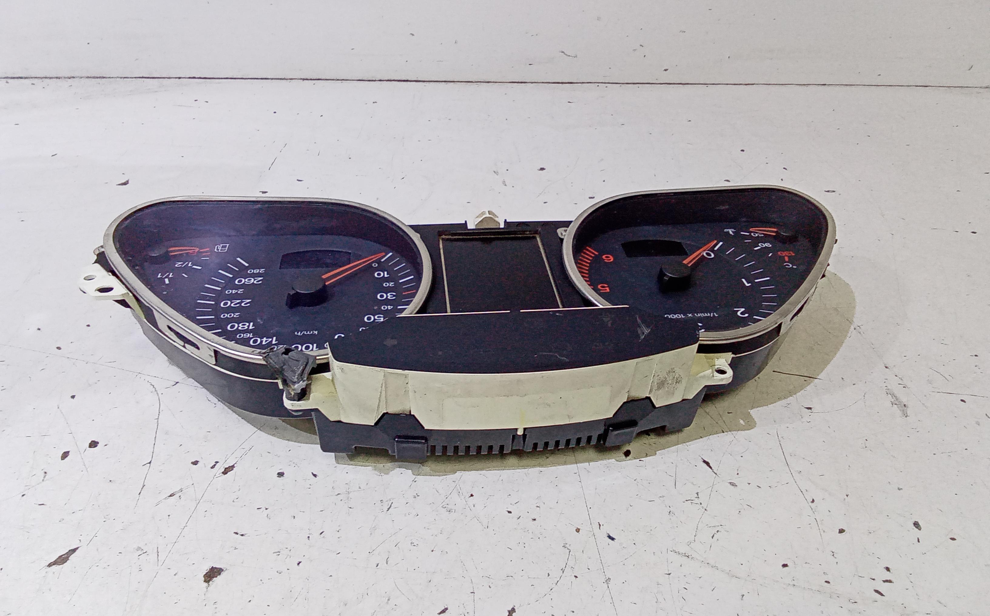 Quadro Strumenti AUDI A6 Avant Serie C6 (4F5) (04>12)