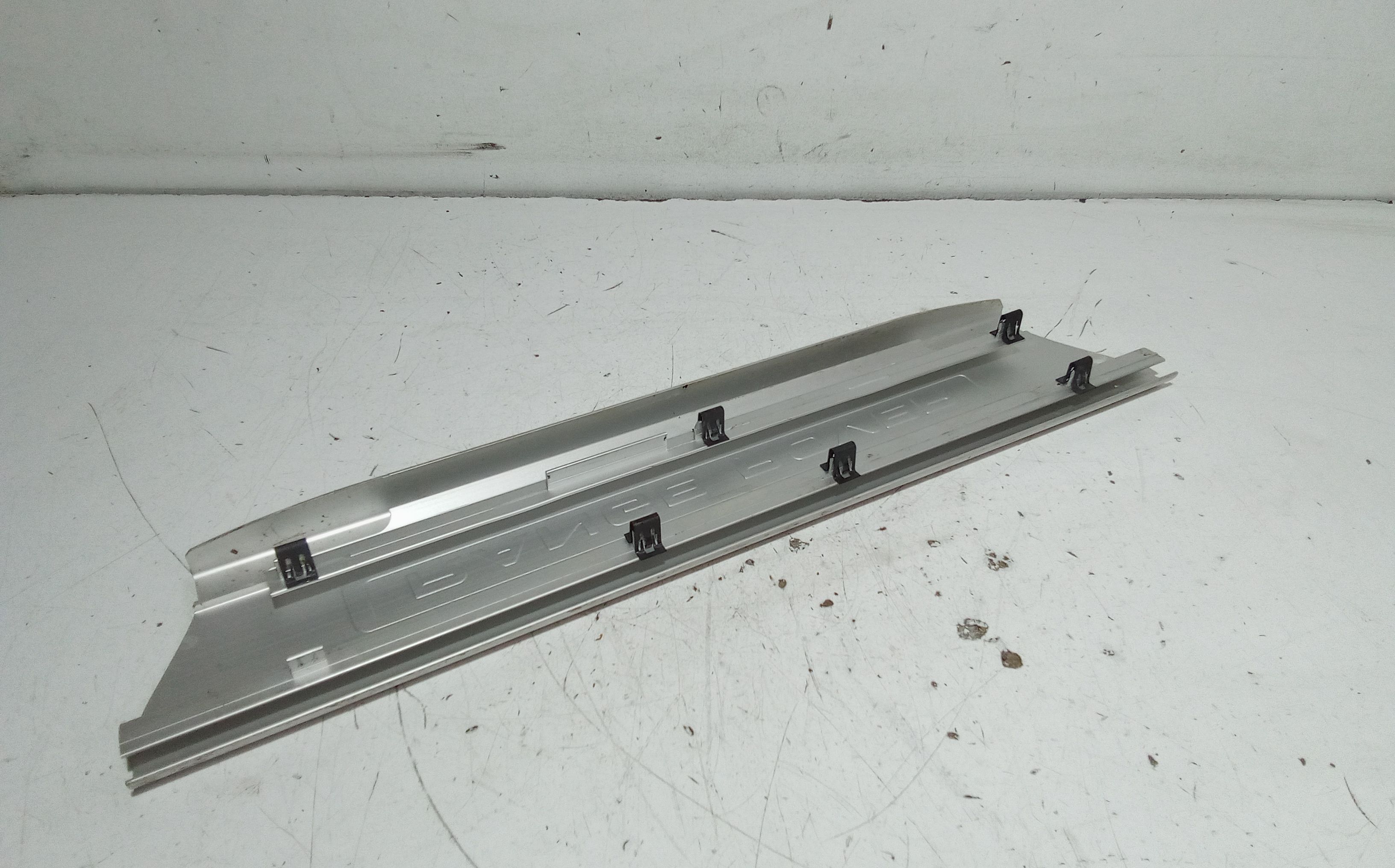 Batticalcagno anteriore sinistro LAND ROVER Range Rover SPORT (13>)