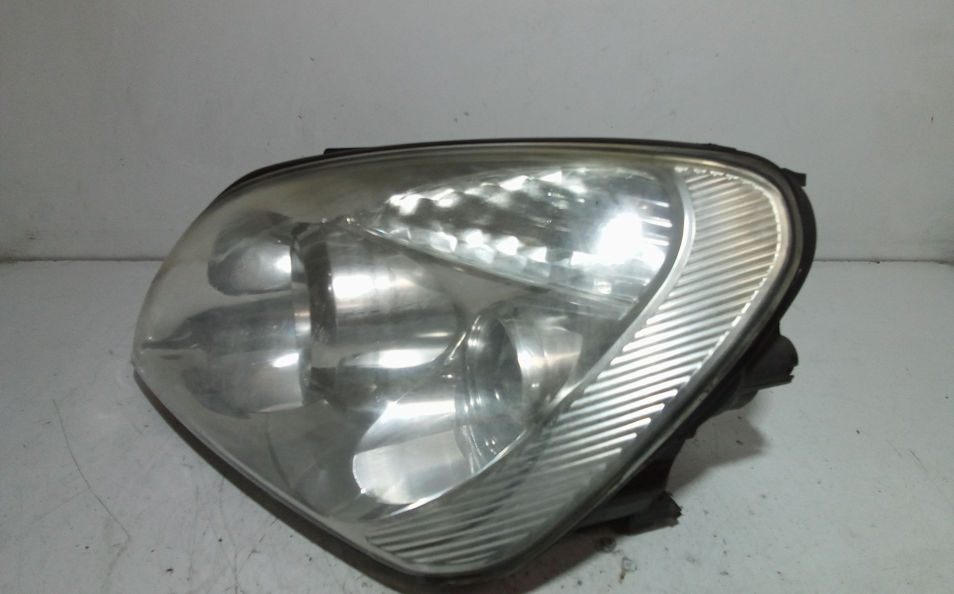 Faro anteriore Sinistro Guida KIA Carens 2 Serie