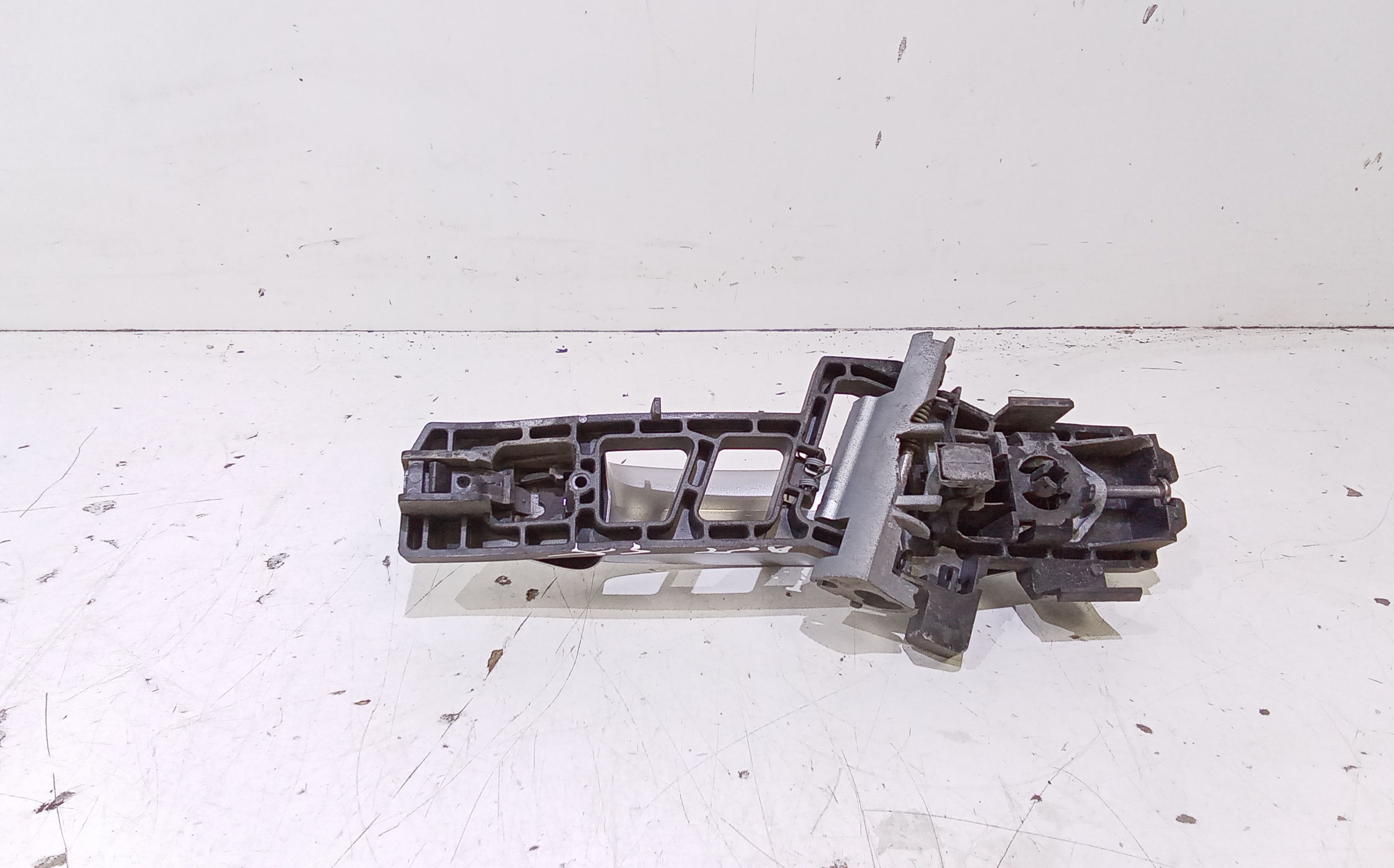 Maniglia esterna Anteriore Sinistra FORD Fiesta 6 Serie