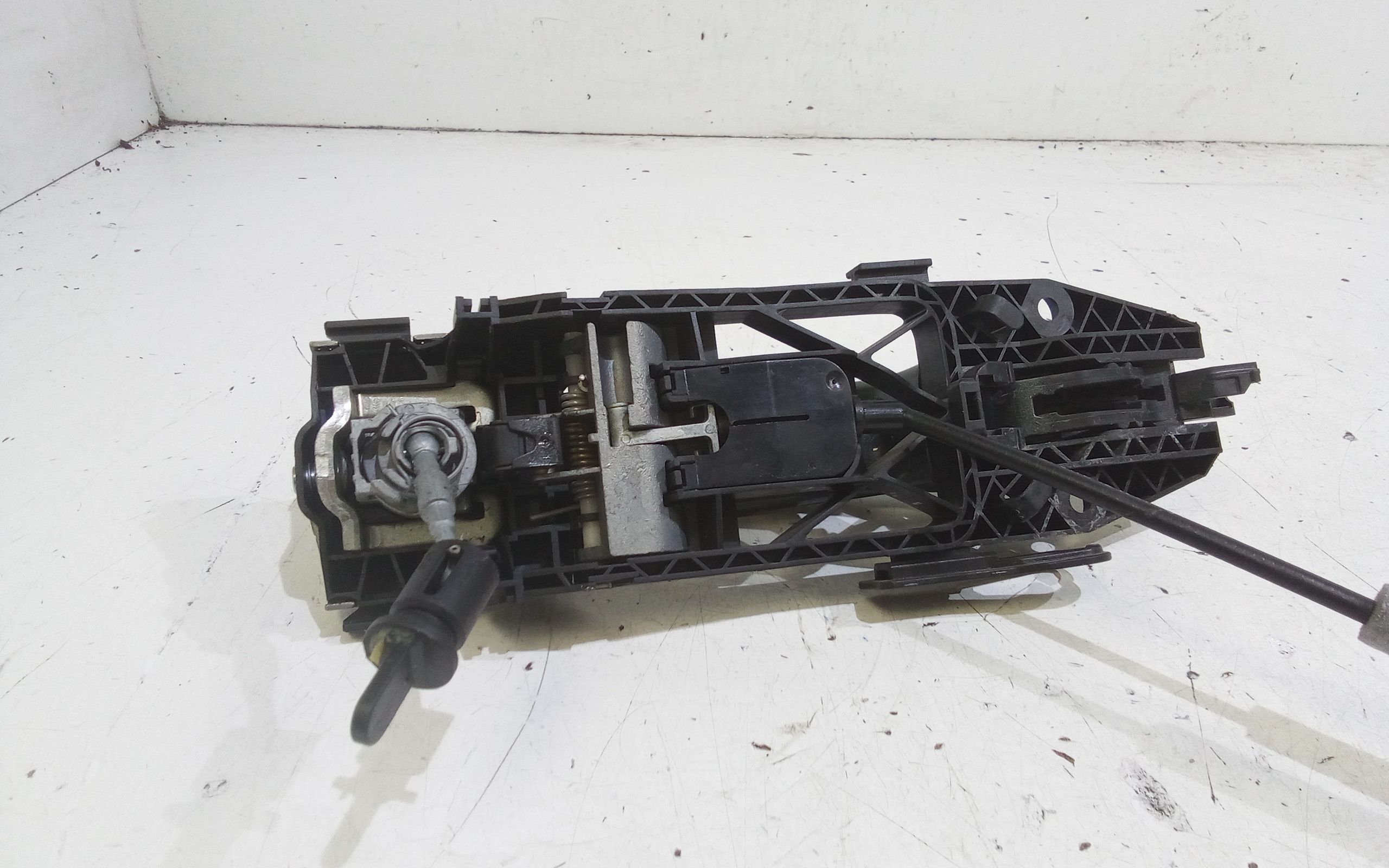 Maniglia esterna Anteriore Sinistra AUDI Q2 Serie (GAB) (16>)