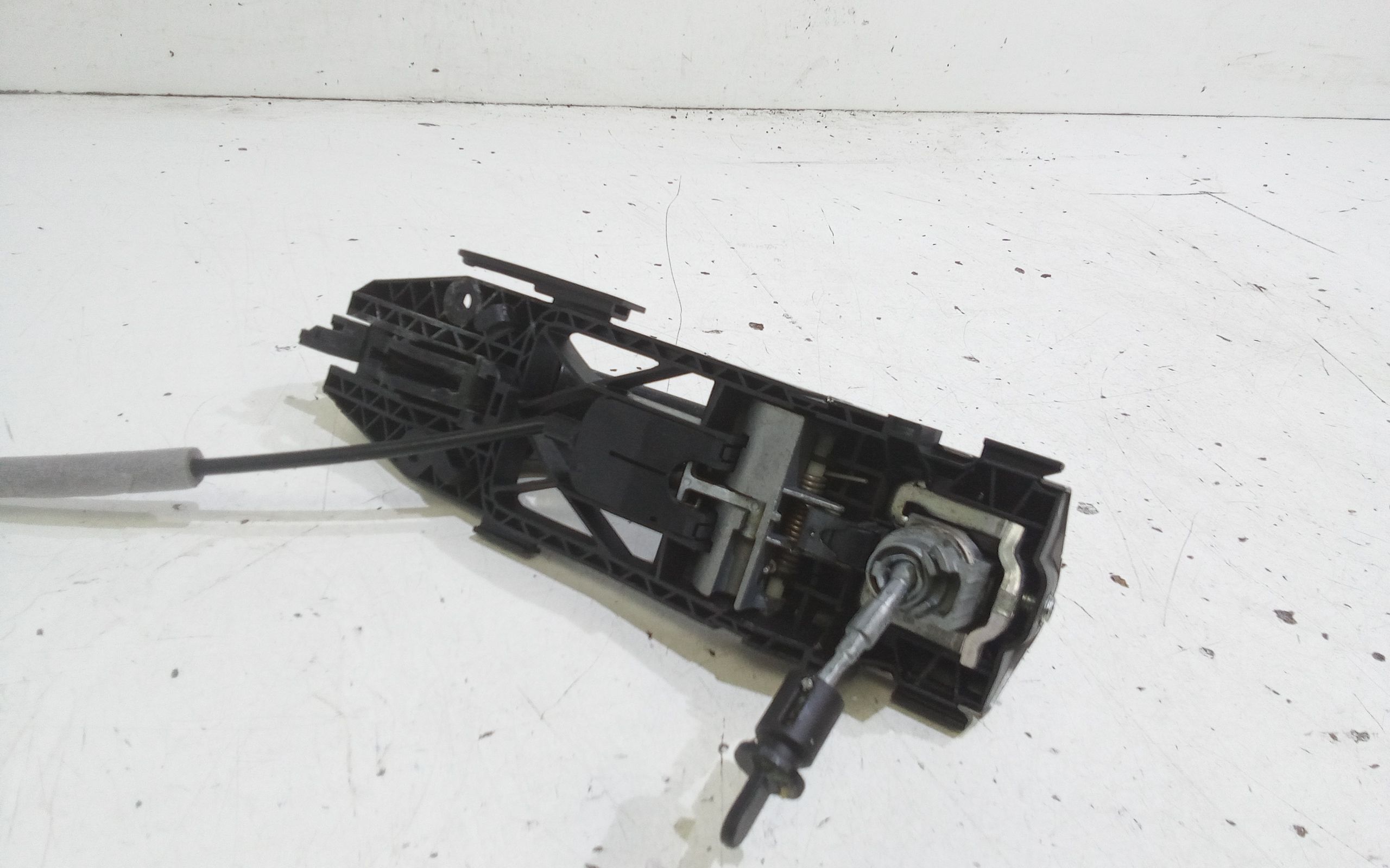 Maniglia esterna Anteriore Sinistra AUDI Q2 Serie (GAB) (16>)