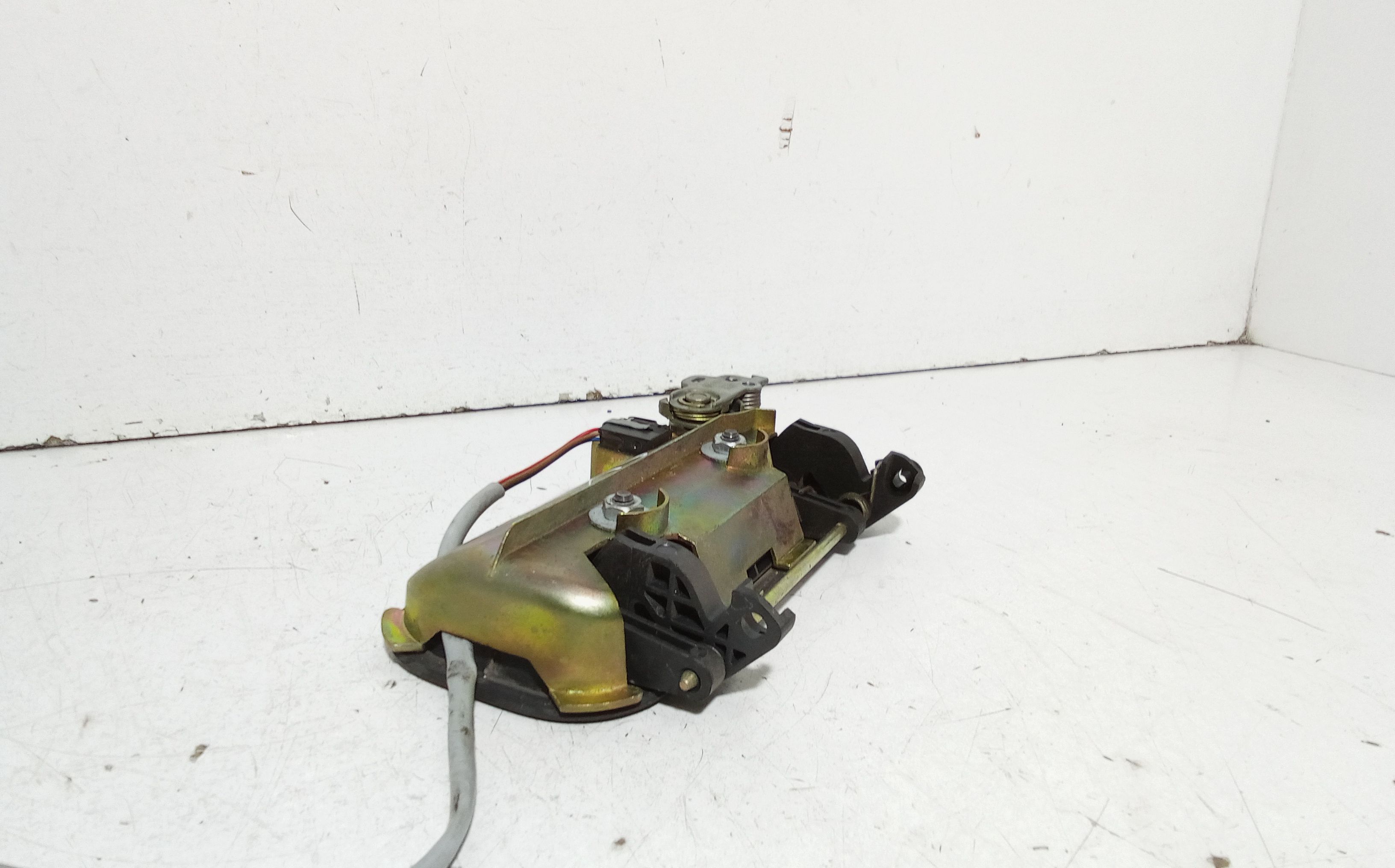 Maniglia esterna Anteriore Sinistra OPEL Corsa B 1 Serie 3P