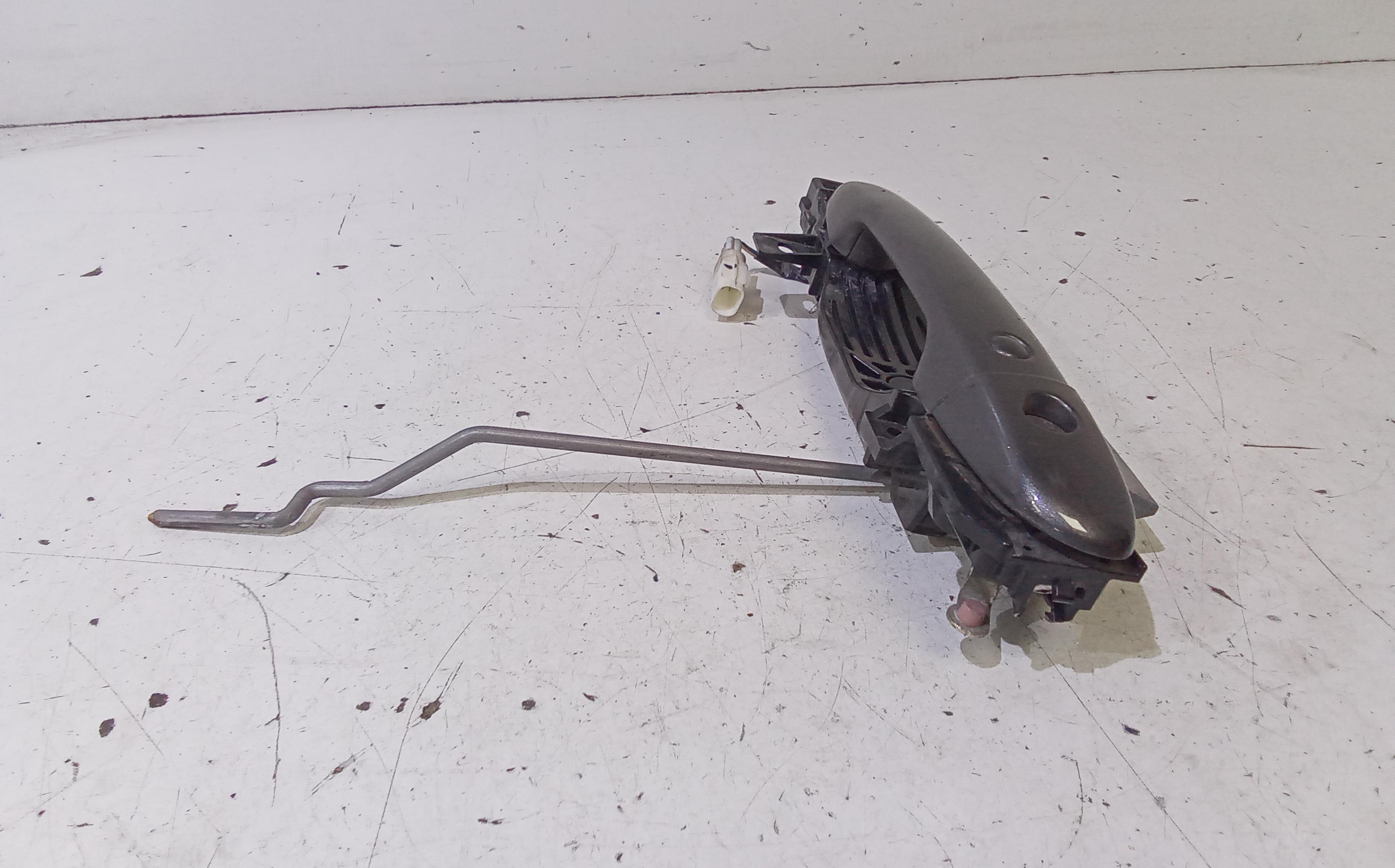 Maniglia esterna Anteriore Sinistra MAZDA 3 Berlina Serie (09>13)