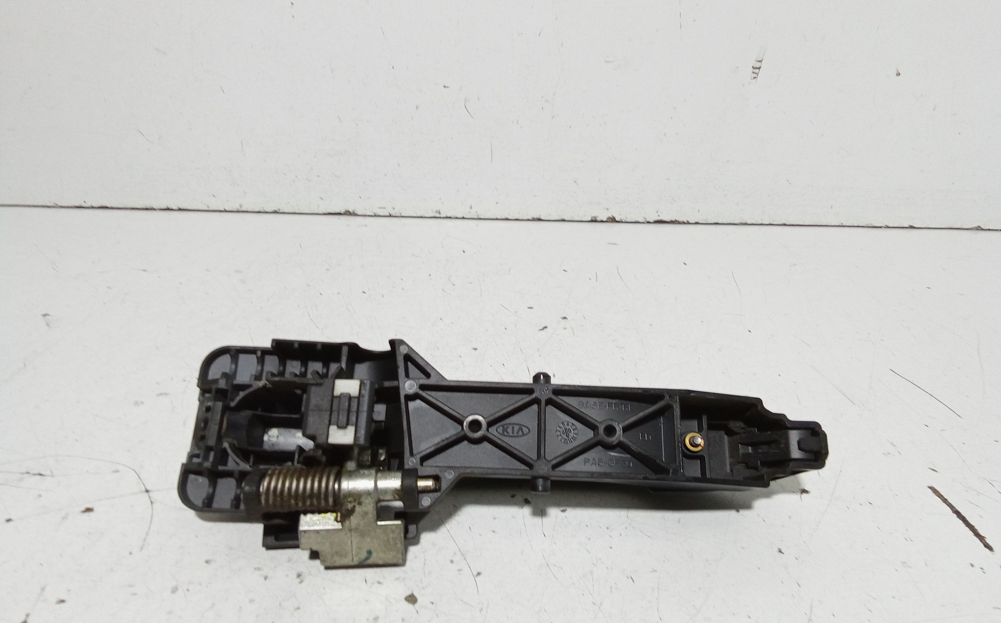 Maniglia esterna Anteriore Destra HYUNDAI i30 Serie (07>11)