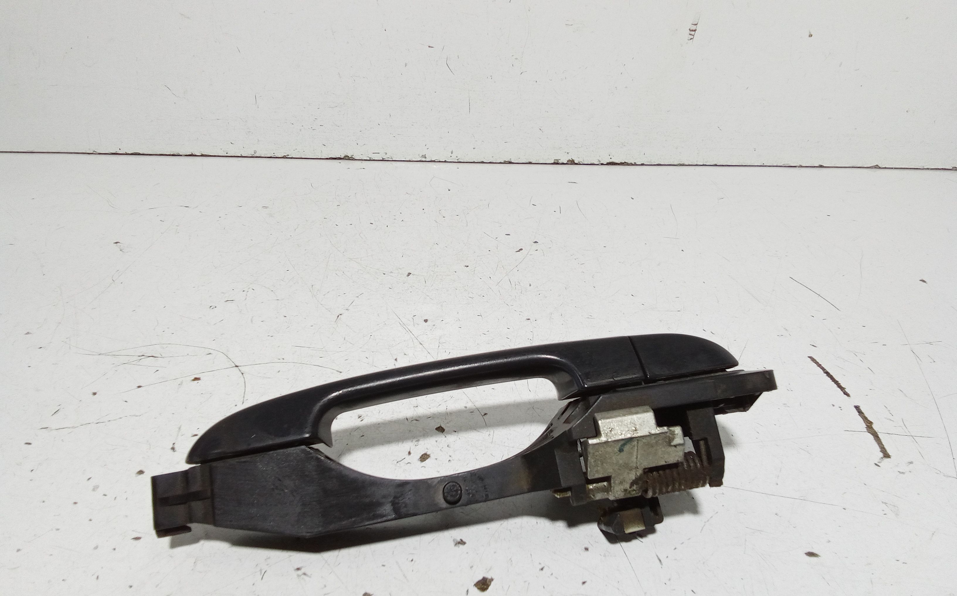 Maniglia esterna Anteriore Destra HYUNDAI i30 Serie (07>11)