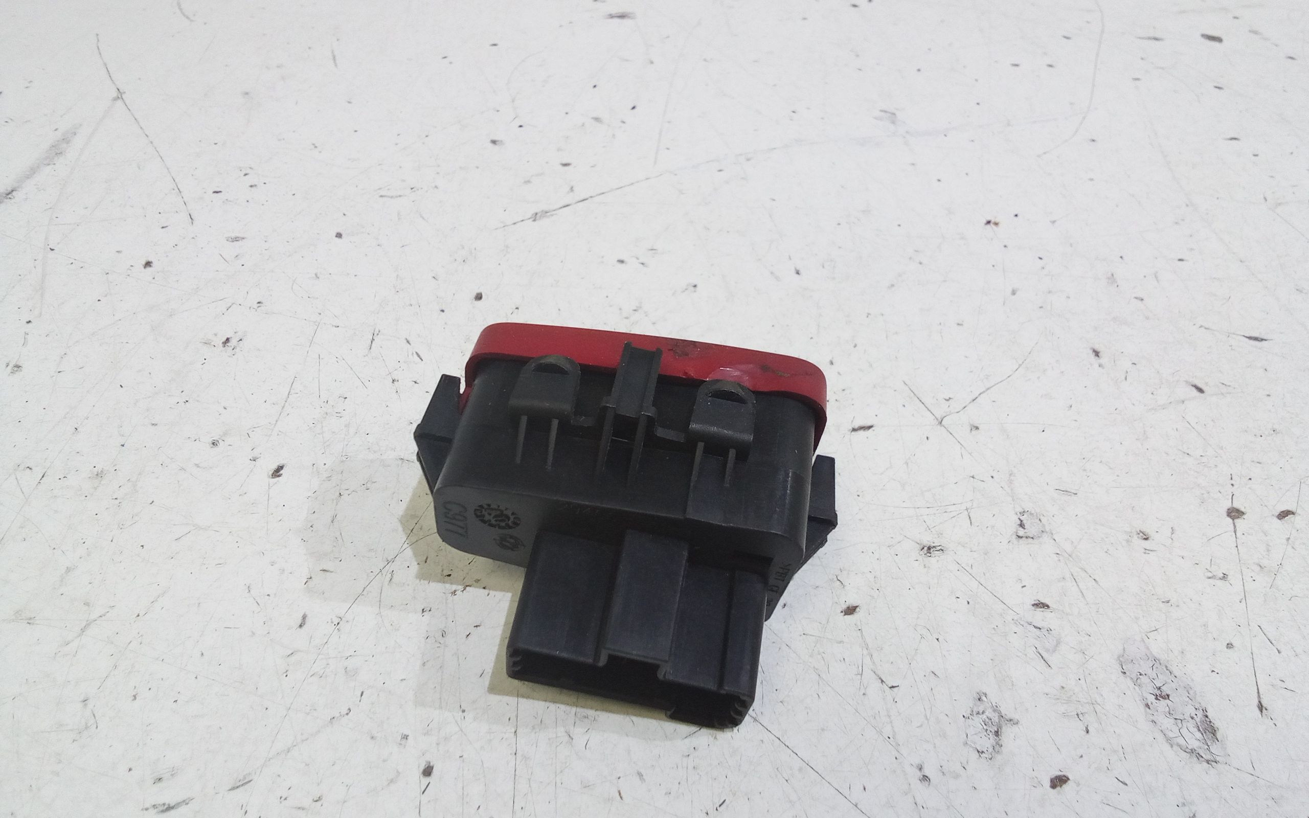 Pulsante luci di emergenza FIAT Croma 3 Serie