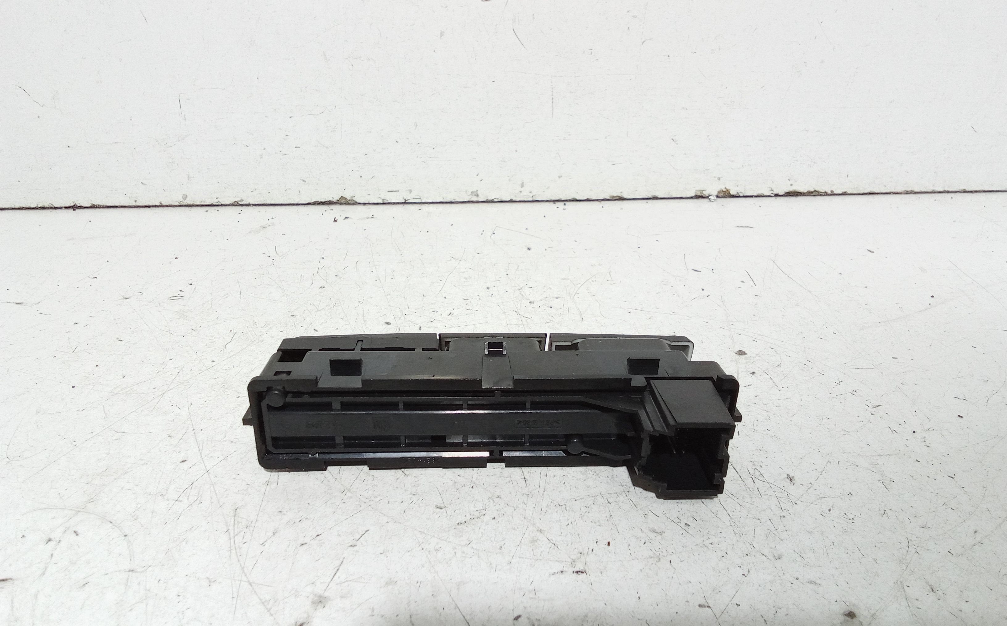 Pulsante luci di emergenza OPEL Mokka 1 Serie