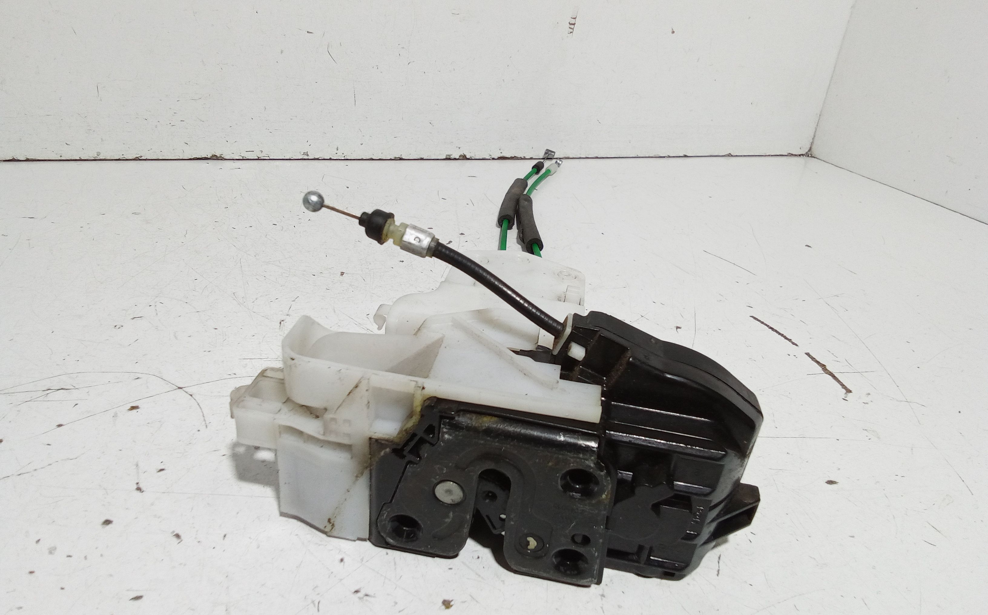 Serratura Anteriore Destra HYUNDAI i30 Serie (07>11)