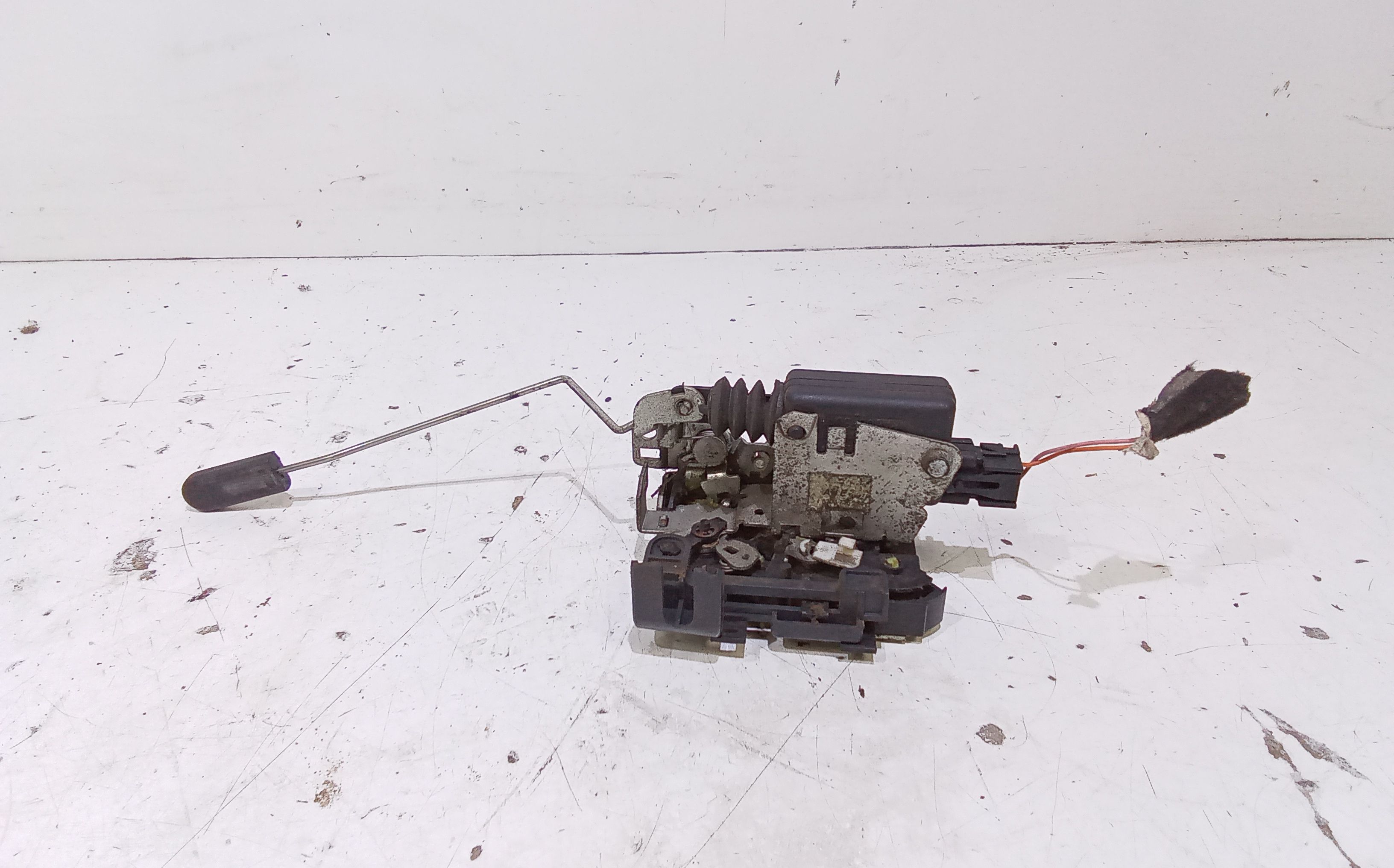 Serratura Anteriore Destra DACIA Sandero 1 Serie