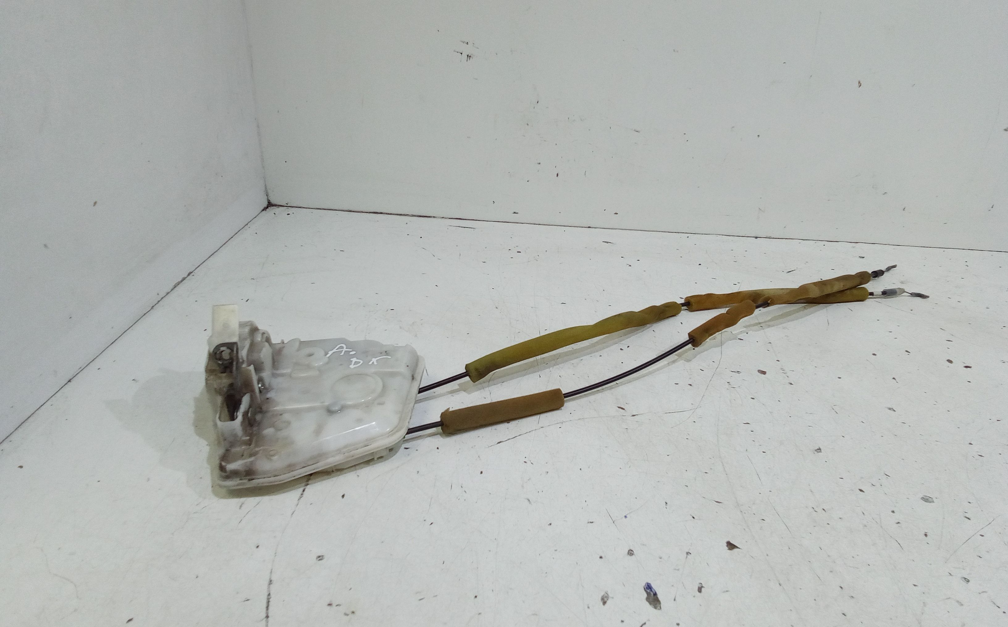 Serratura Anteriore Destra MAZDA 3 Berlina Serie (09>13)