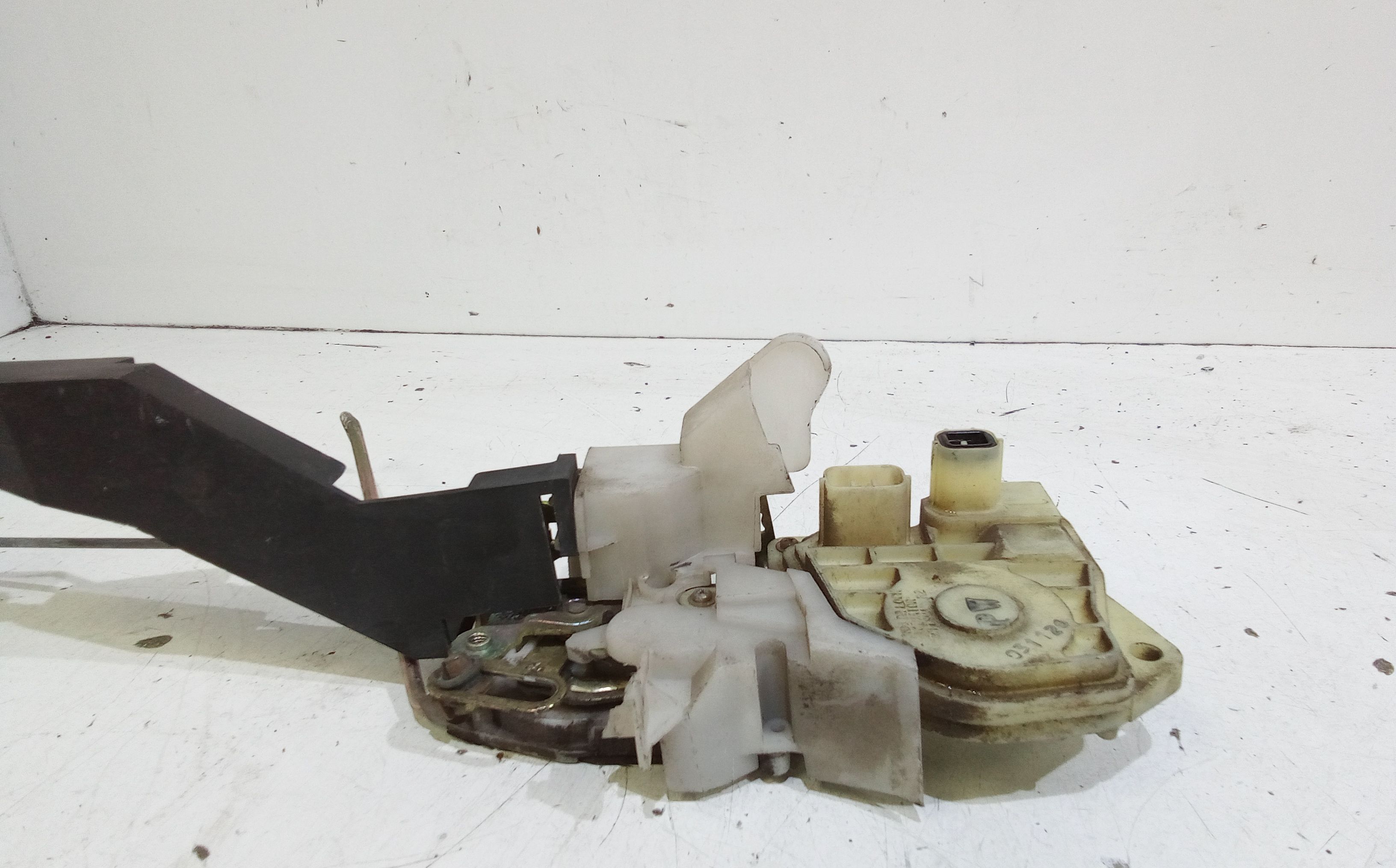 Serratura Anteriore Destra HONDA Civic Berlina 5P (01>06)