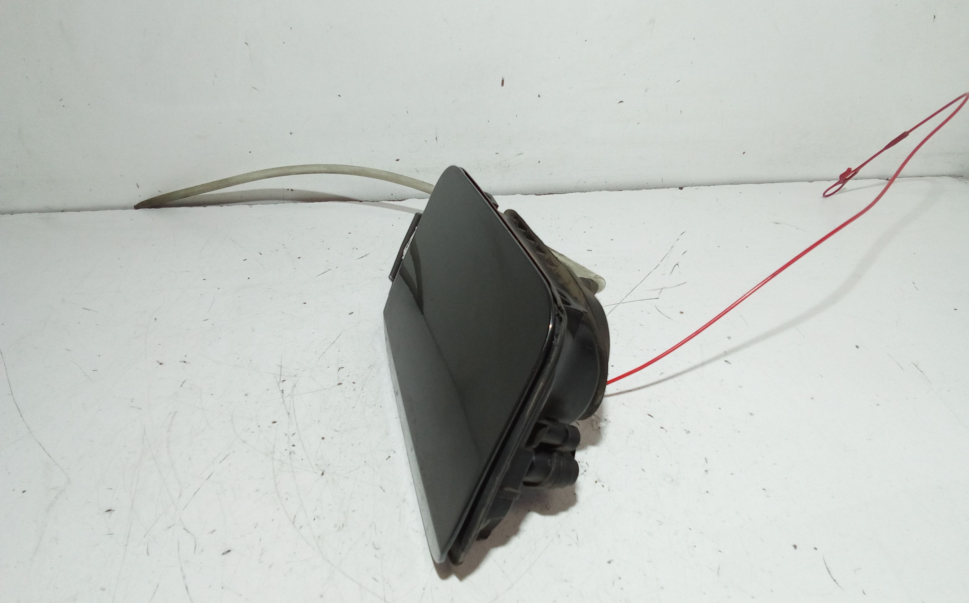 Sportellino Carburante AUDI Q2 Serie (GAB) (16>)