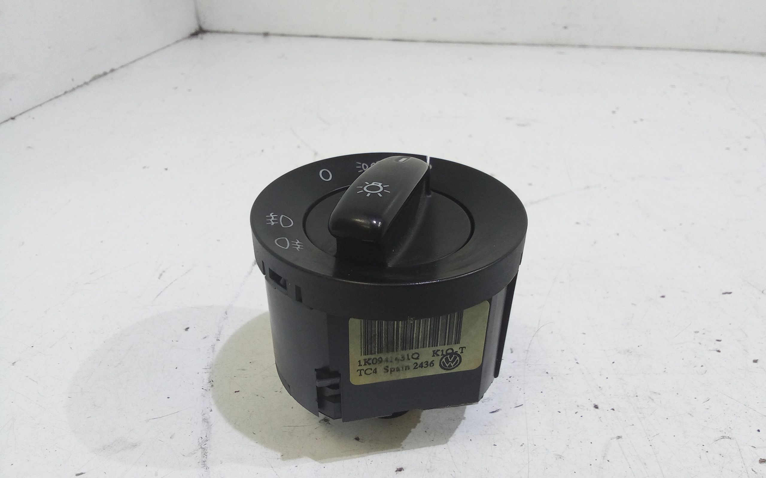 Interruttore comando luci VOLKSWAGEN Golf 5 Berlina (03>08)