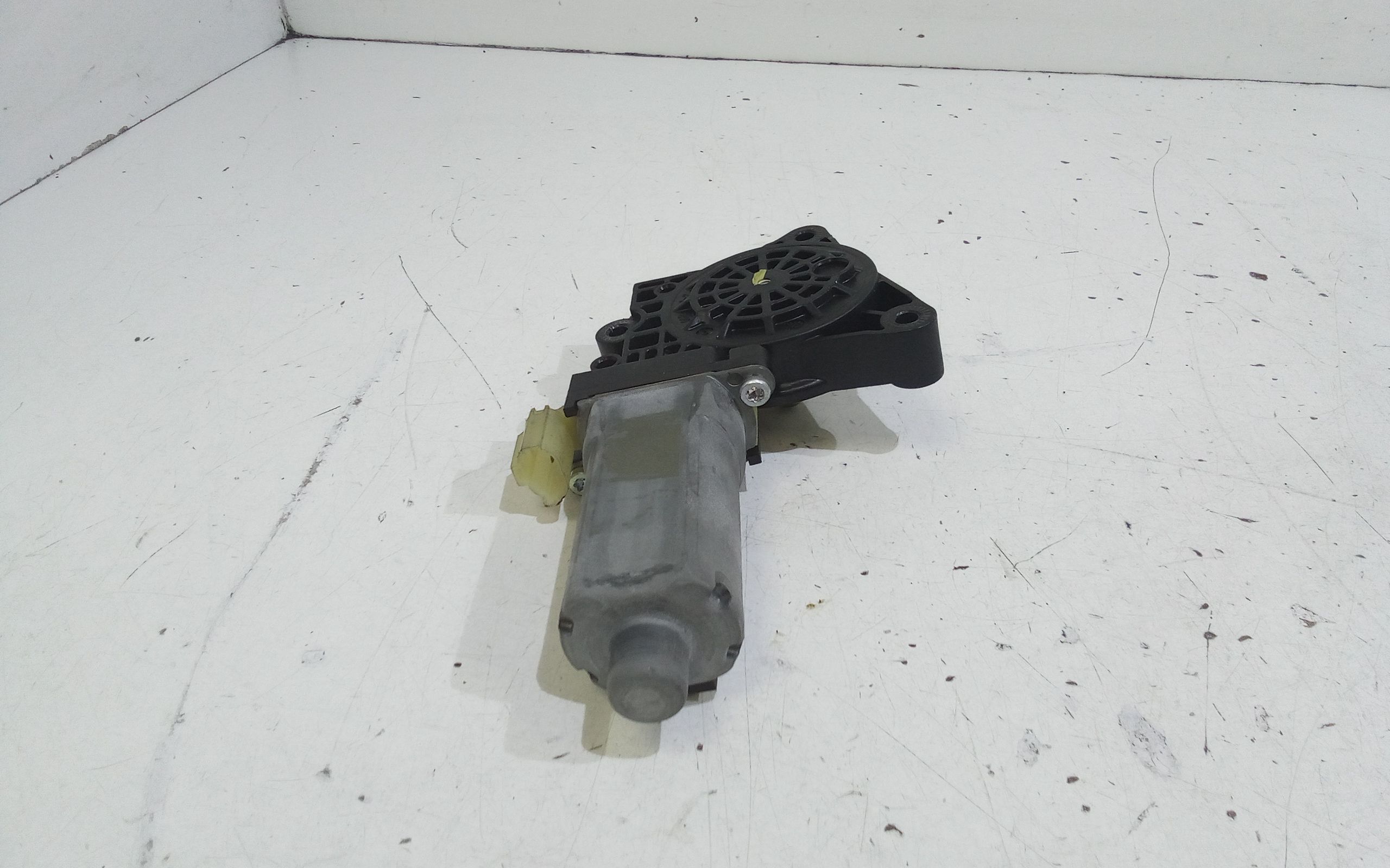 Motorino Alzavetro posteriore Sinistro KIA Carens 2 Serie