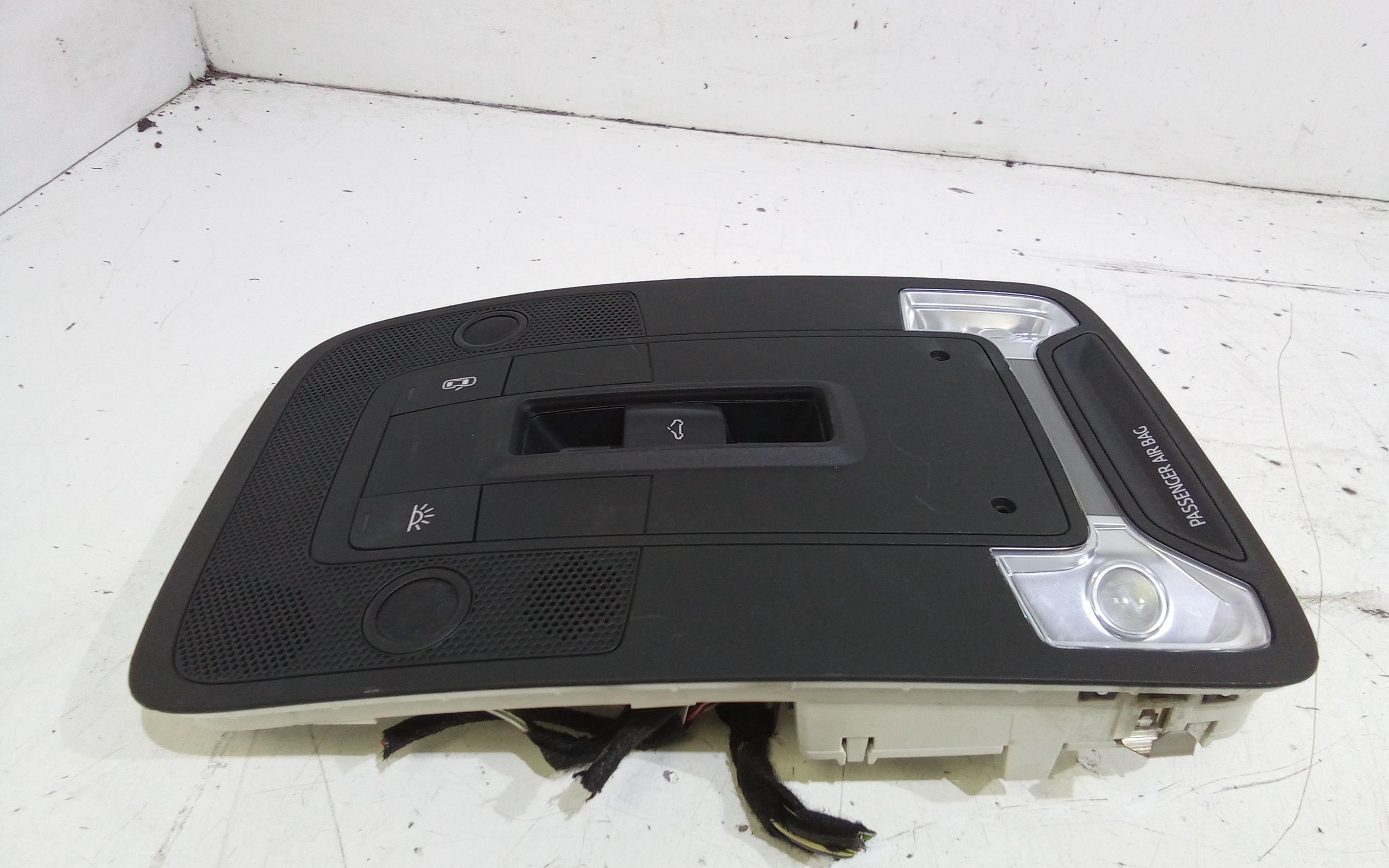 Plafoniera AUDI Q2 Serie (GAB) (16>)