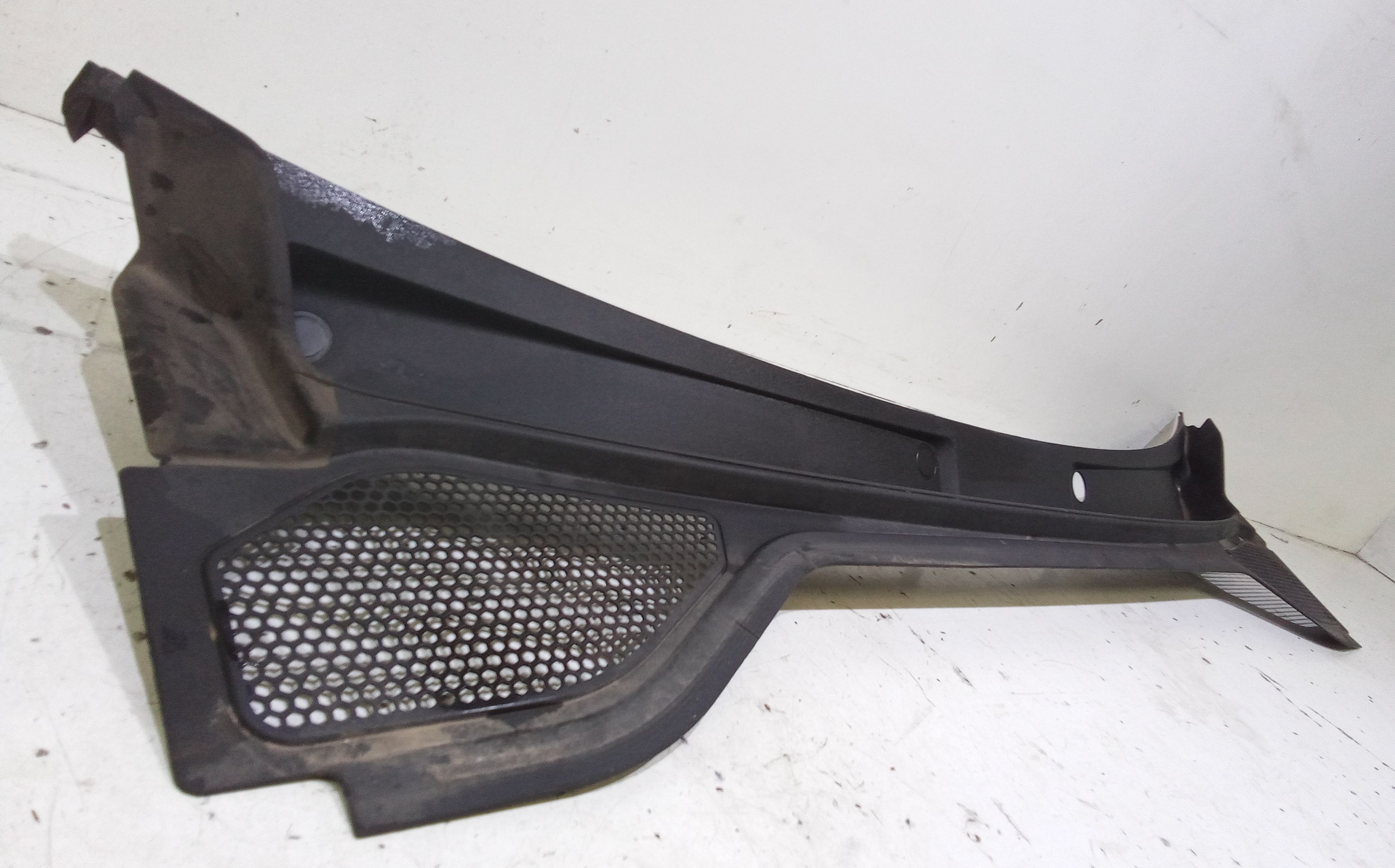 Griglia Gocciolatoio ant. AUDI Q2 Serie (GAB) (16>)