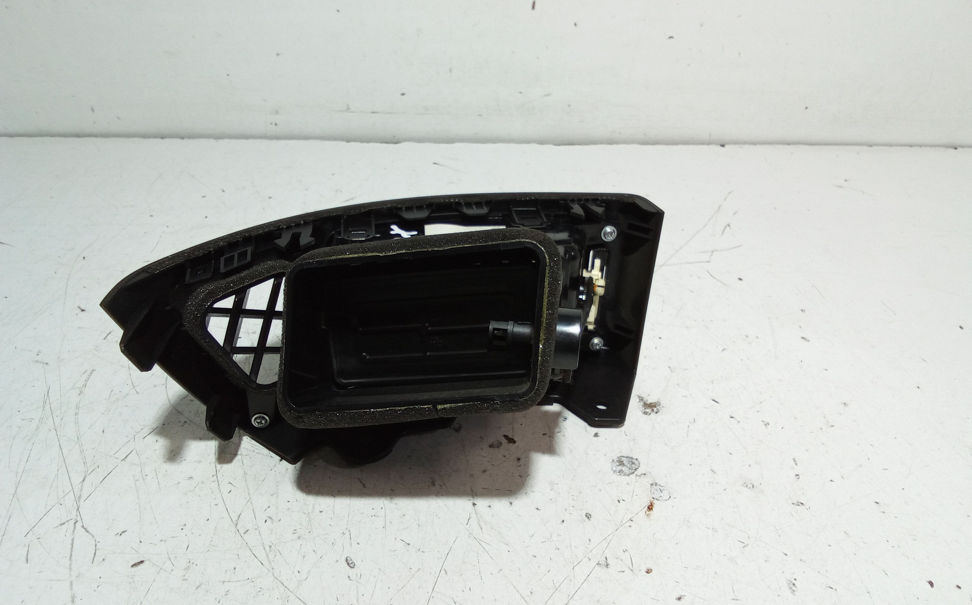 Bocchetta aria cruscotto lato passeggero HYUNDAI i30 Serie (07>11)