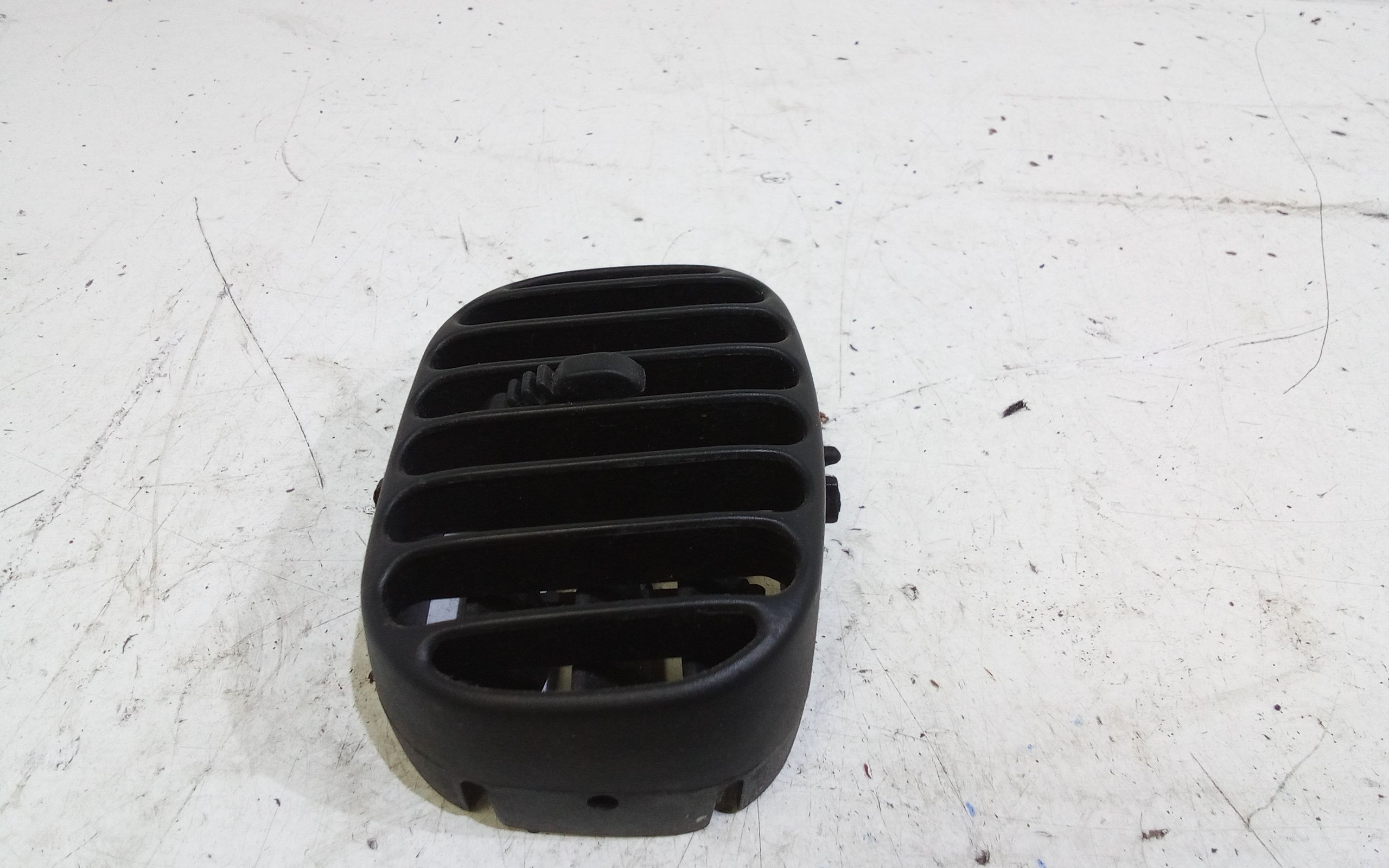 Bocchetta aria cruscotto lato passeggero HYUNDAI H1 1 Serie Furgonato