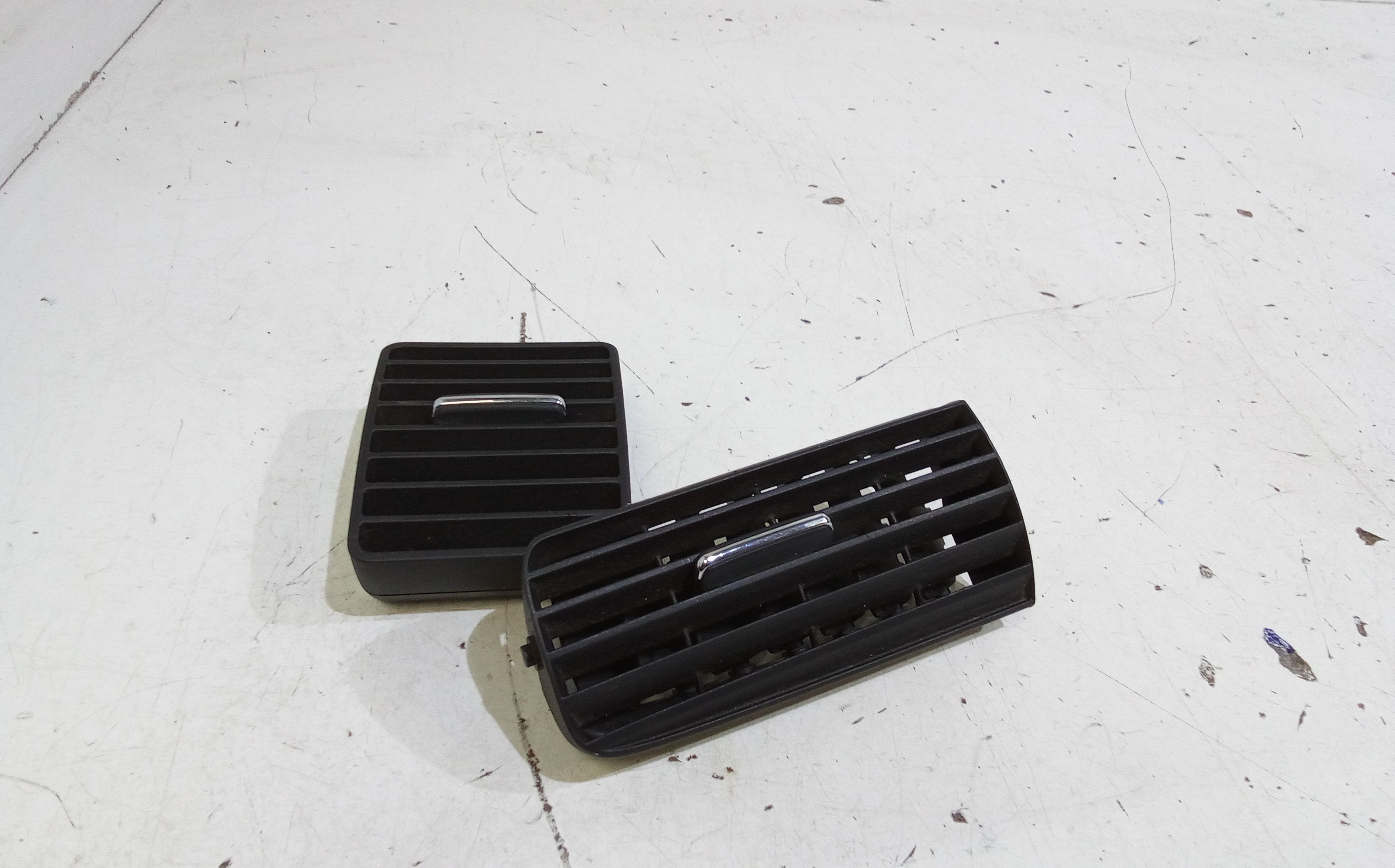 Bocchetta aria cruscotto lato passeggero HONDA Civic Berlina 5P (01>06)