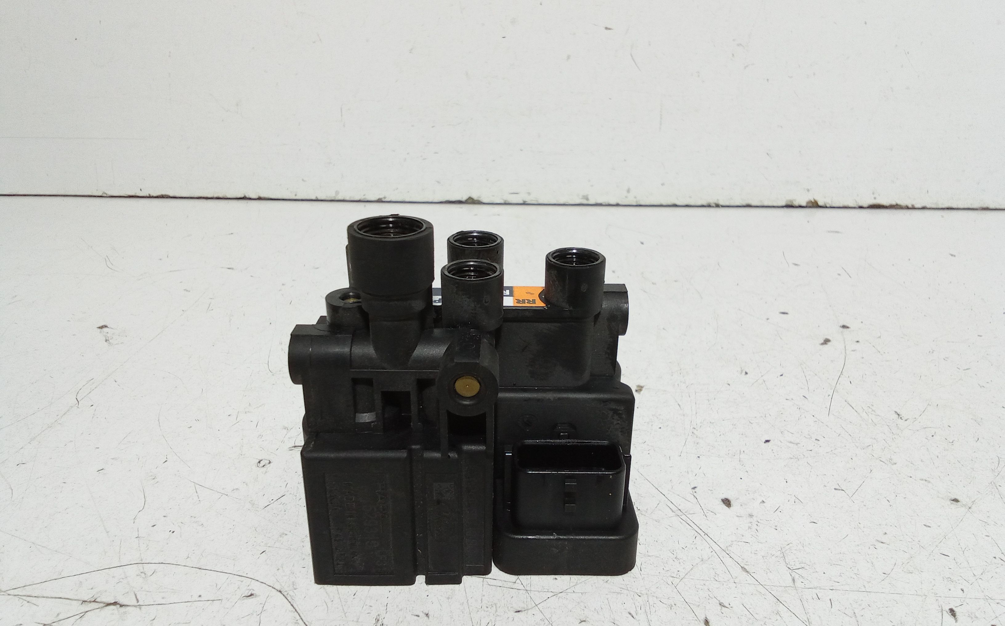 Valvola sospensioni preumatiche LAND ROVER Range Rover SPORT (13>)