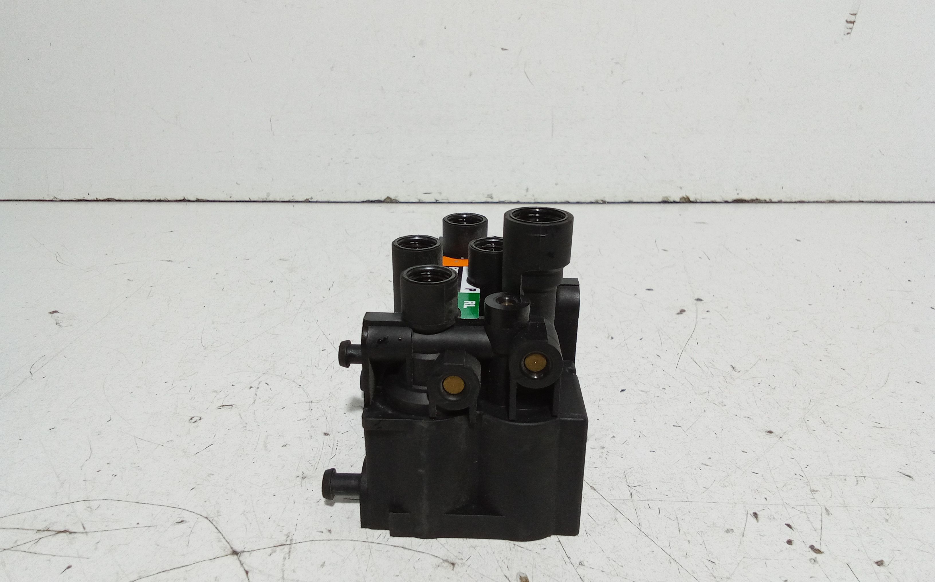 Valvola sospensioni preumatiche LAND ROVER Range Rover SPORT (13>)