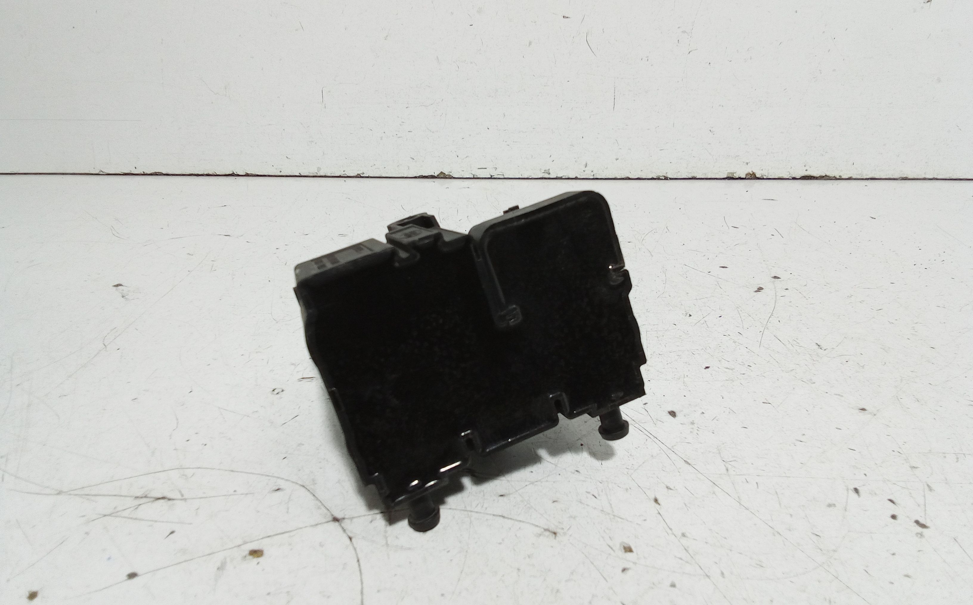 Valvola sospensioni preumatiche LAND ROVER Range Rover SPORT (13>)