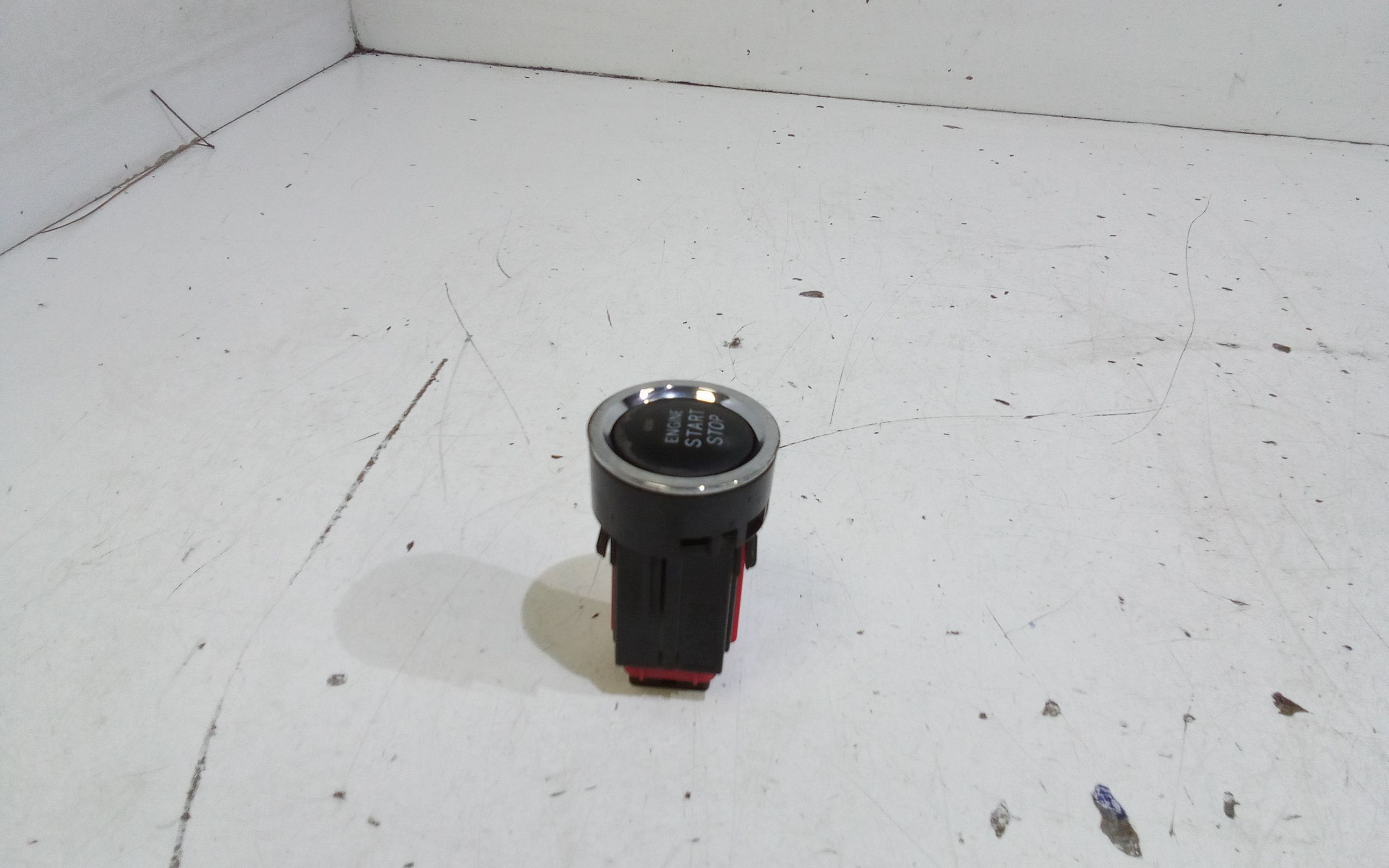 Pulsante start e stop TOYOTA Rav4 5 Serie