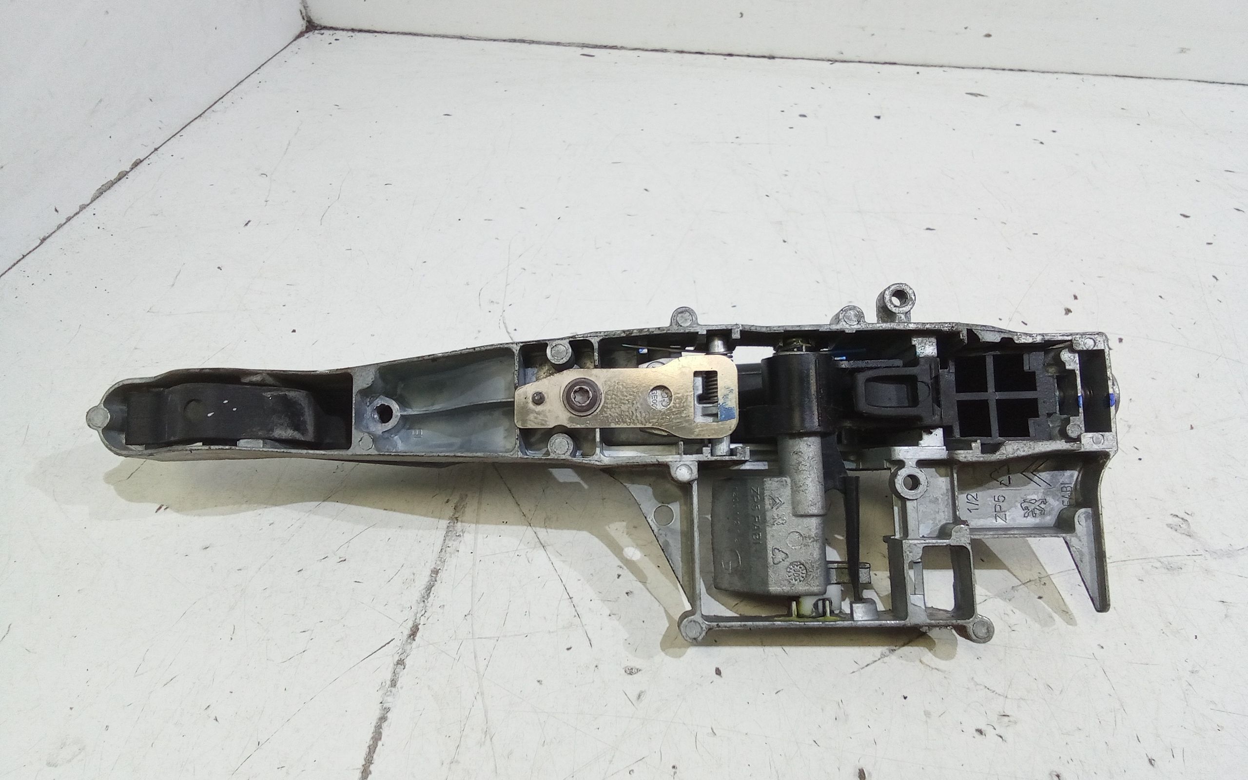 Maniglia esterna Posteriore Sinistra PEUGEOT 308 Serie (07>14)