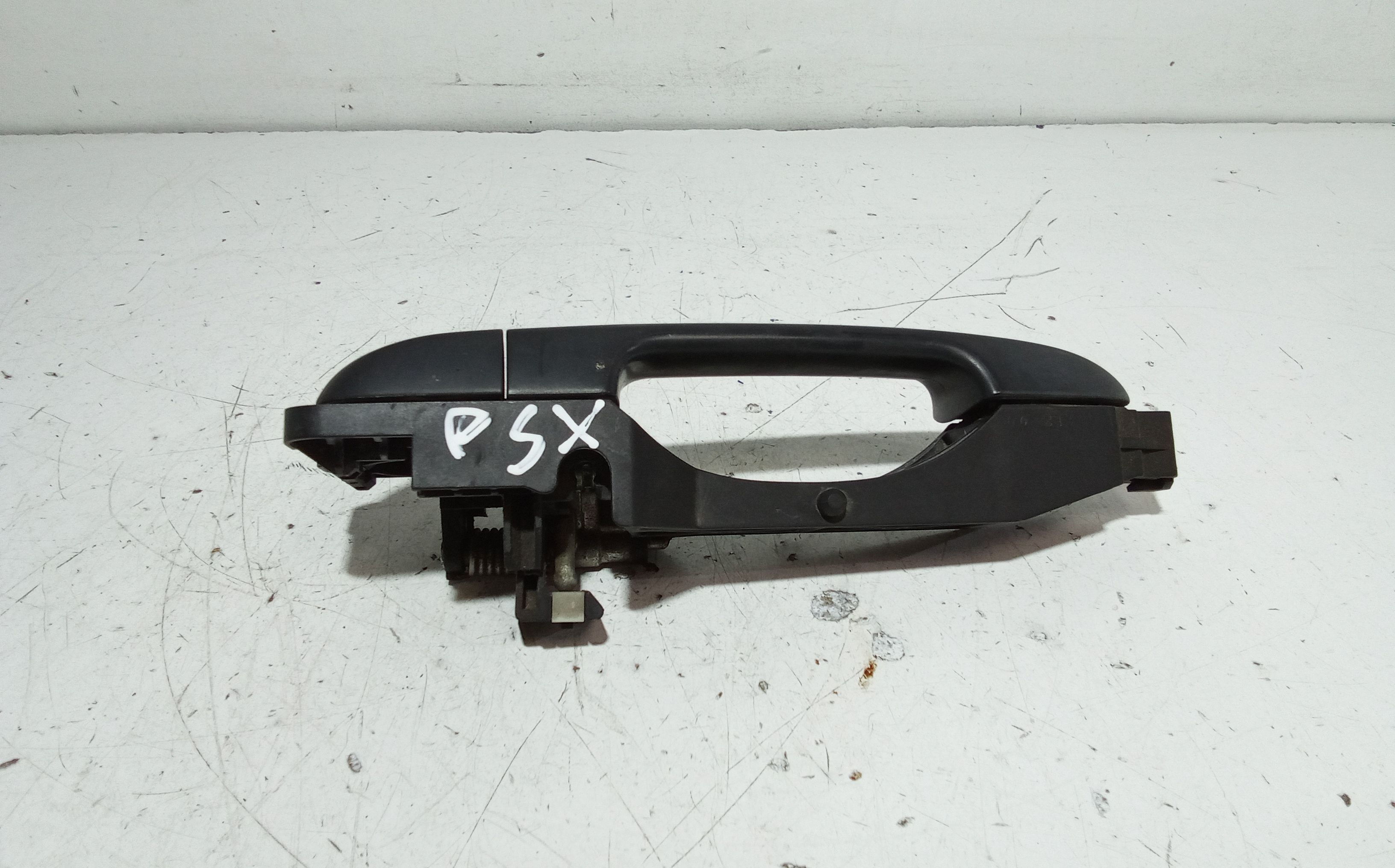 Maniglia esterna Posteriore Sinistra HYUNDAI i30 Serie (07>11)