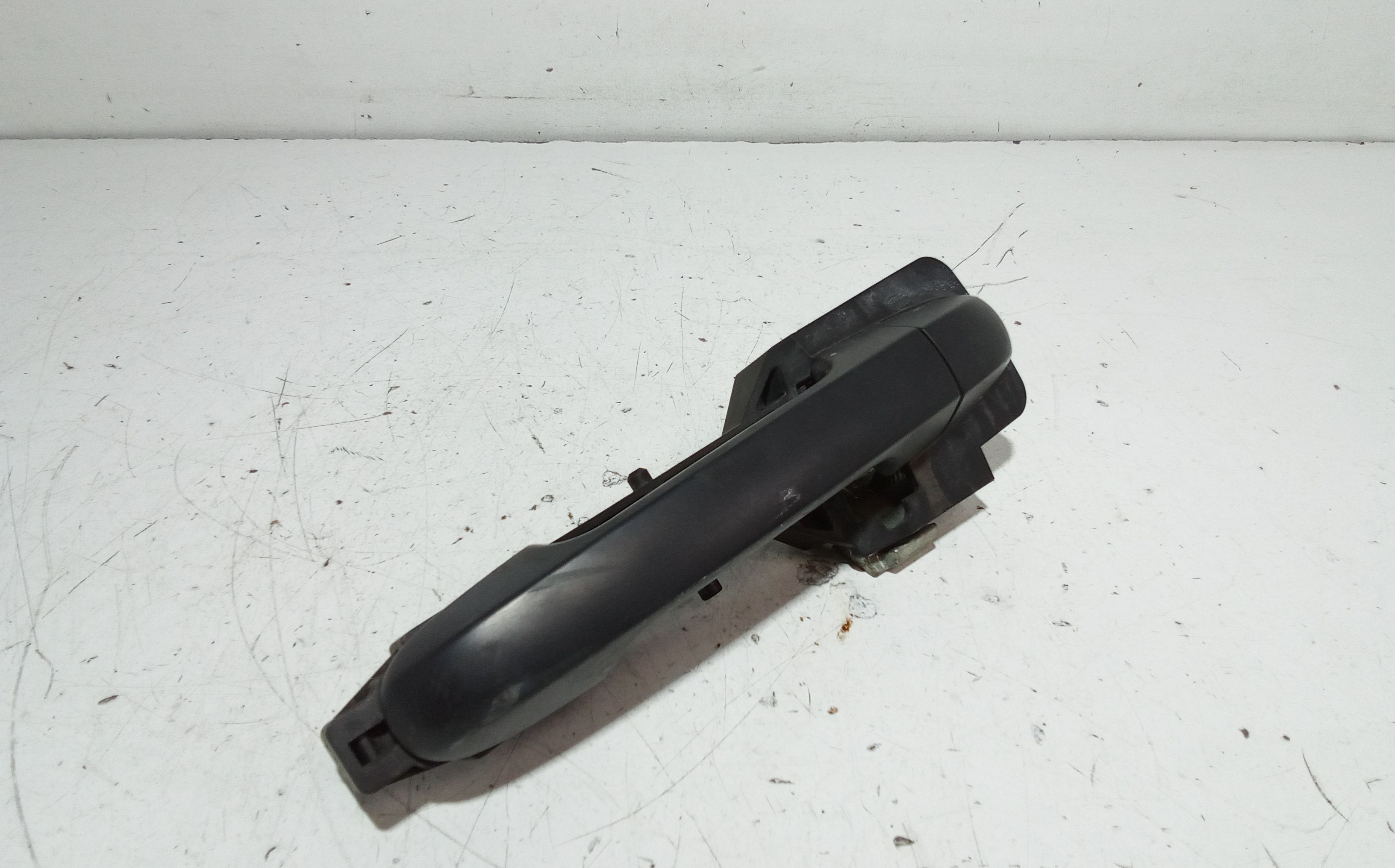 Maniglia esterna Posteriore Sinistra HYUNDAI i30 Serie (07>11)