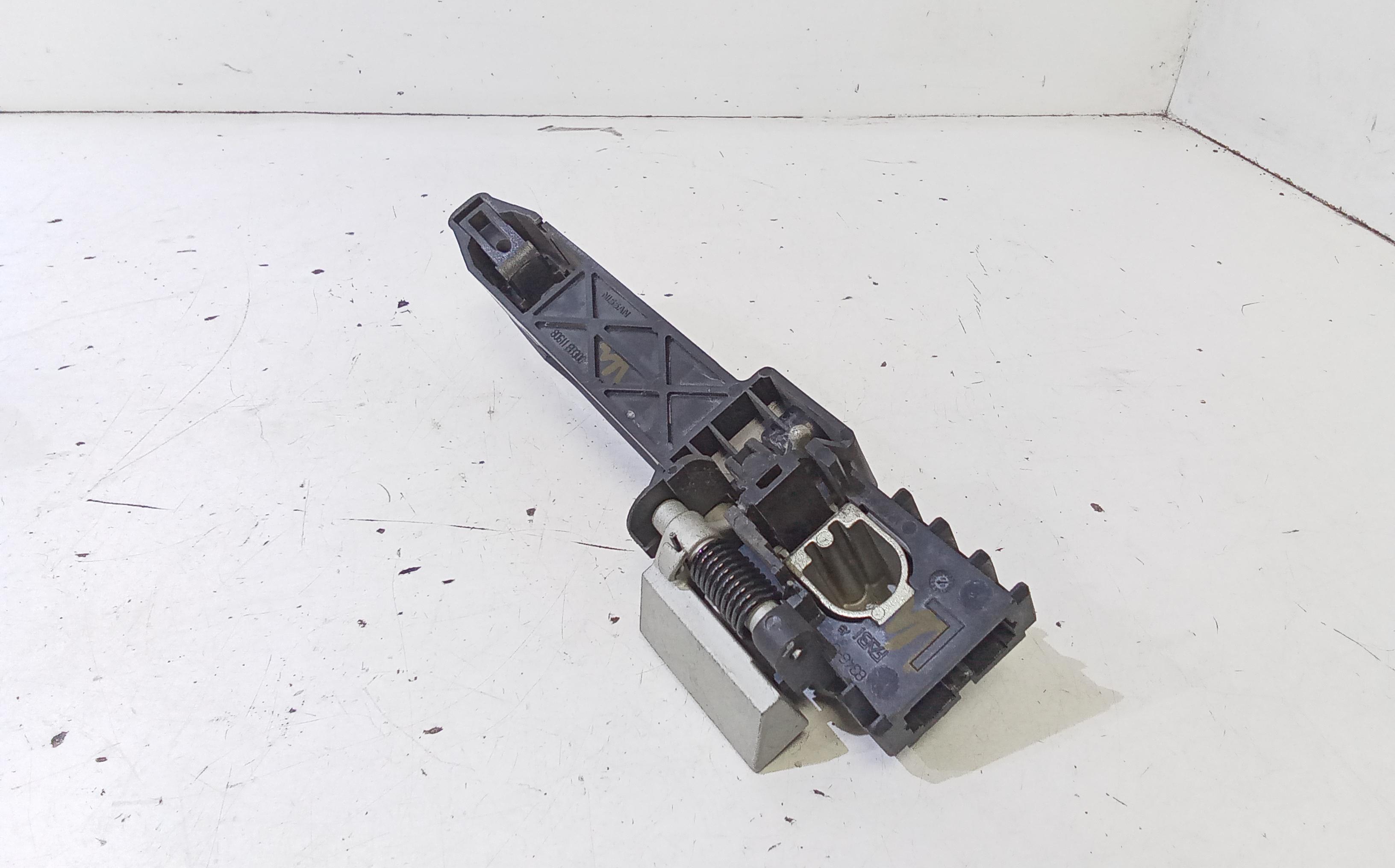 Maniglia esterna Posteriore Sinistra NISSAN Qashqai 1 Serie