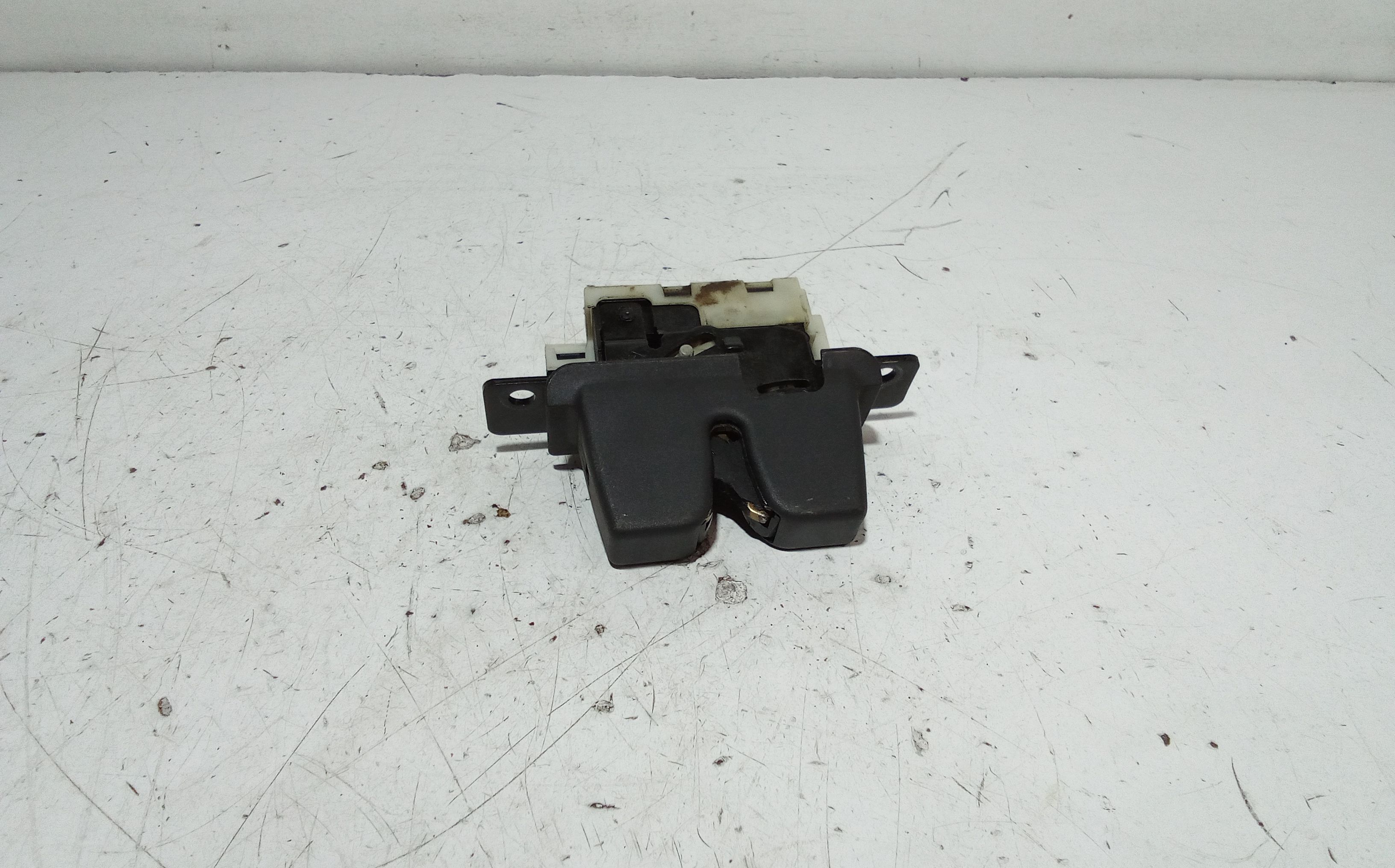 Serratura Cofano Posteriore RENAULT Megane ll Serie (02>06)