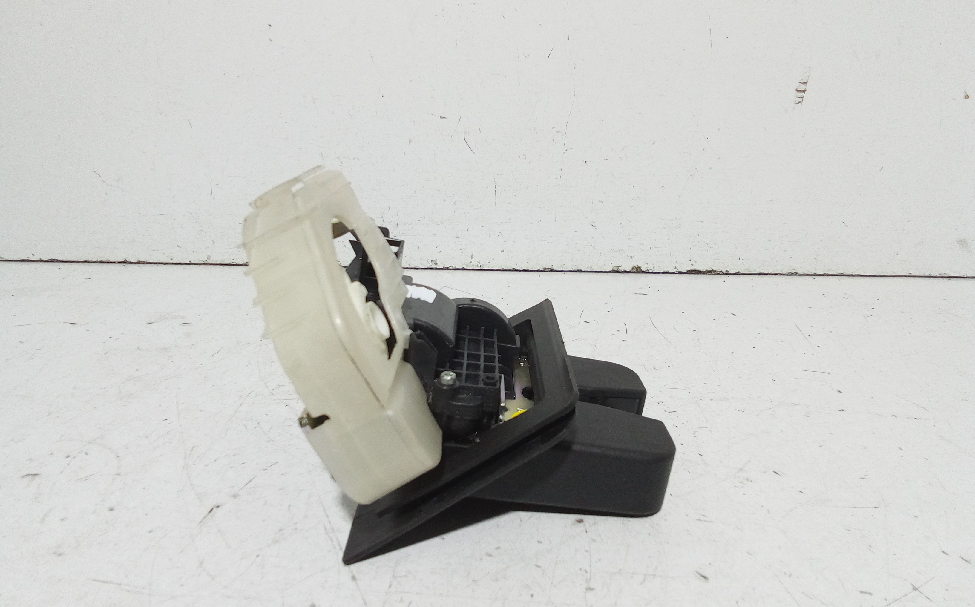 Serratura Cofano Posteriore AUDI Q2 Serie (GAB) (16>)