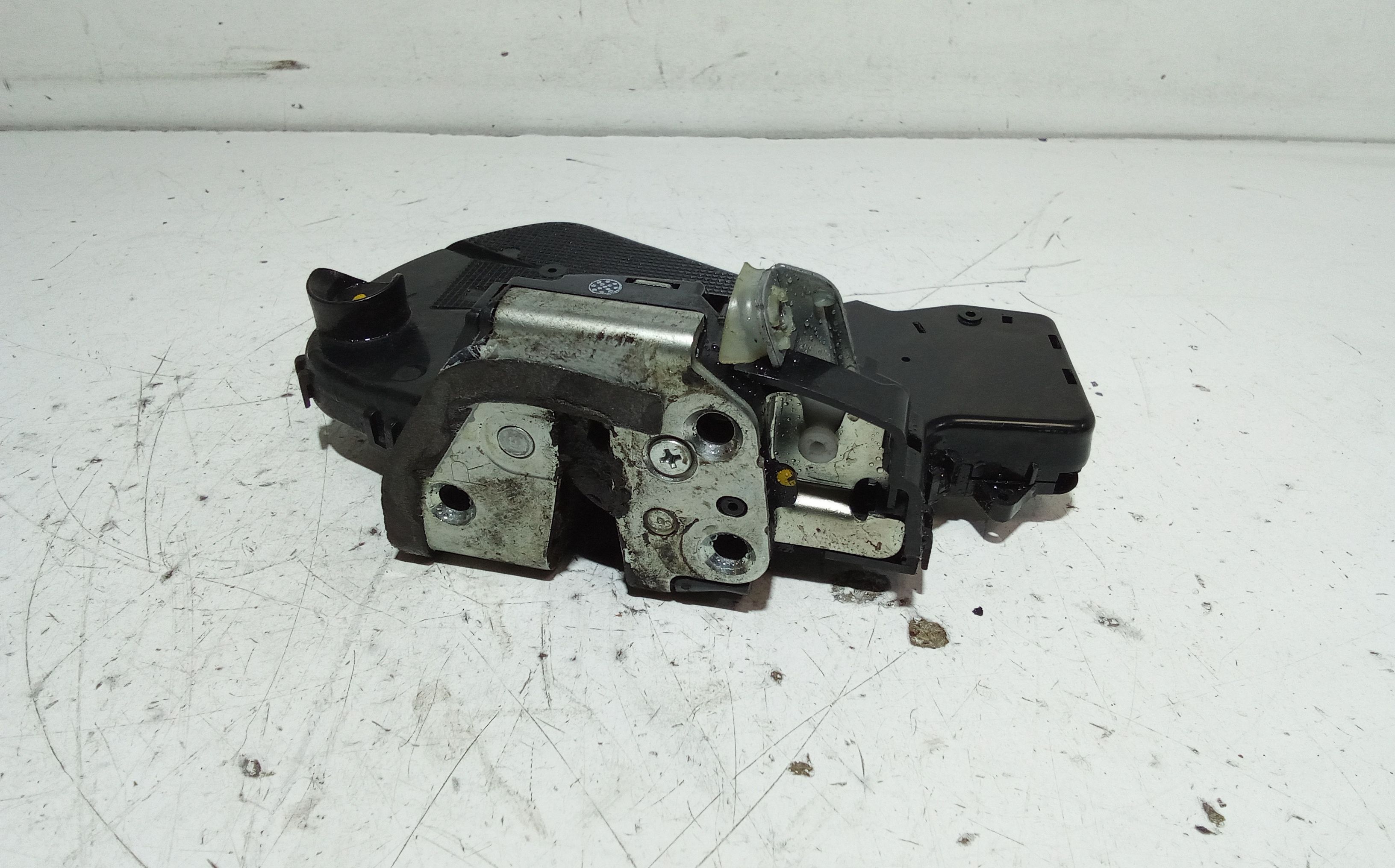 Serratura Cofano Posteriore TOYOTA Rav4 5 Serie