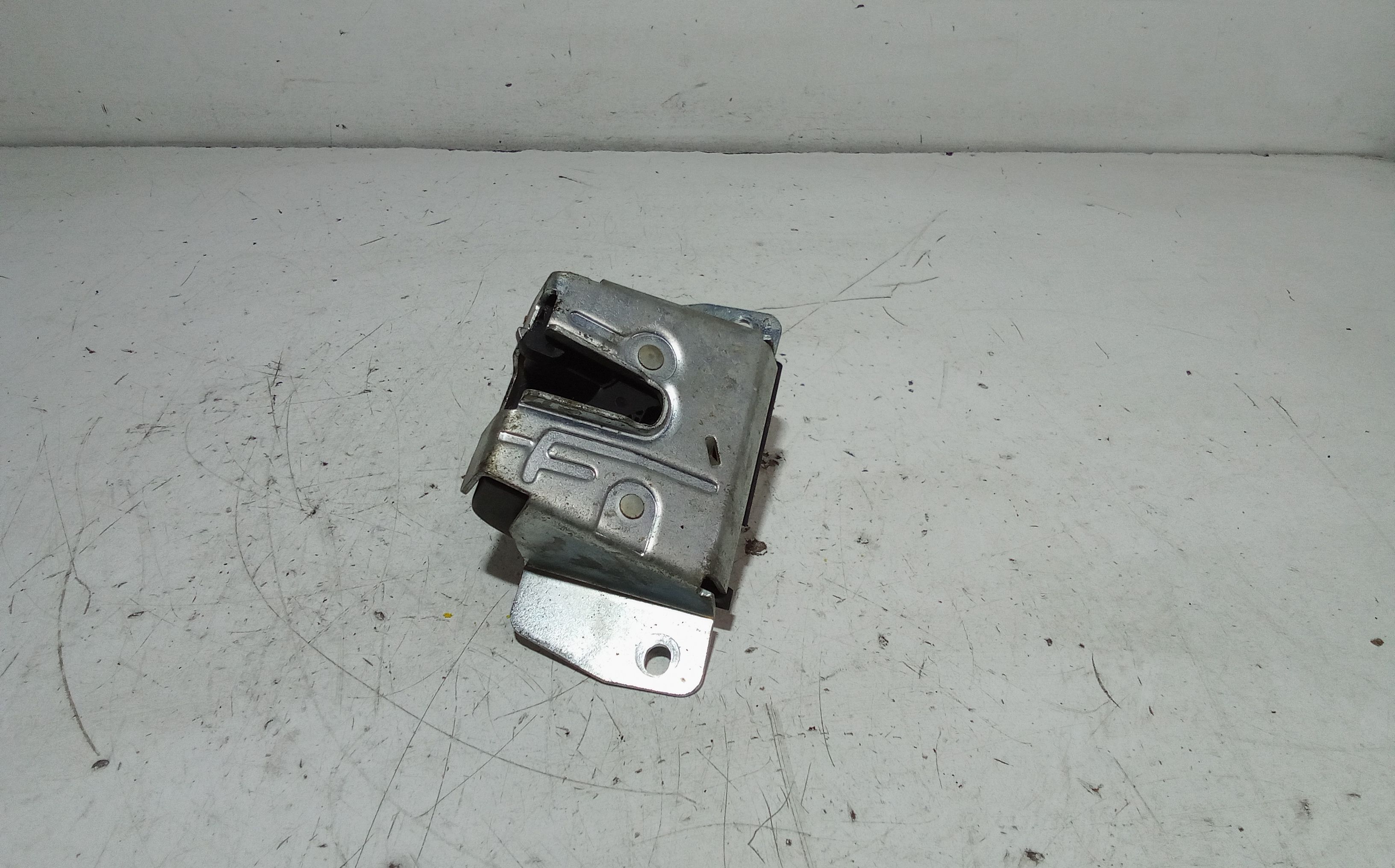 Serratura Cofano Posteriore MERCEDES ML W163 2 Serie