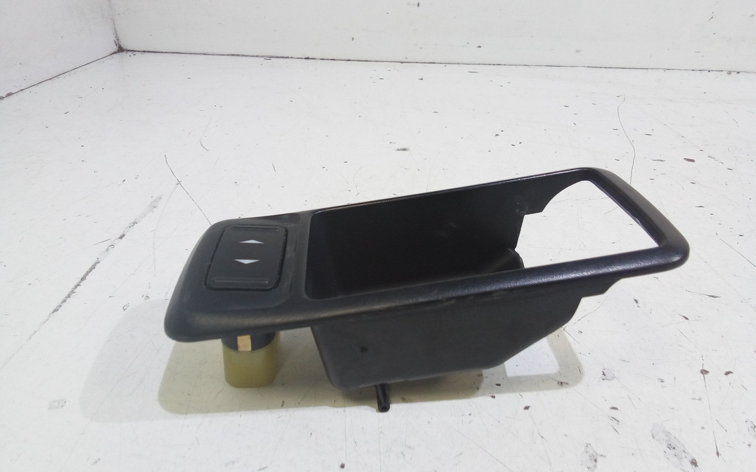 Pulsantiera Posteriore Sinistra FORD C - Max Serie (03>07)