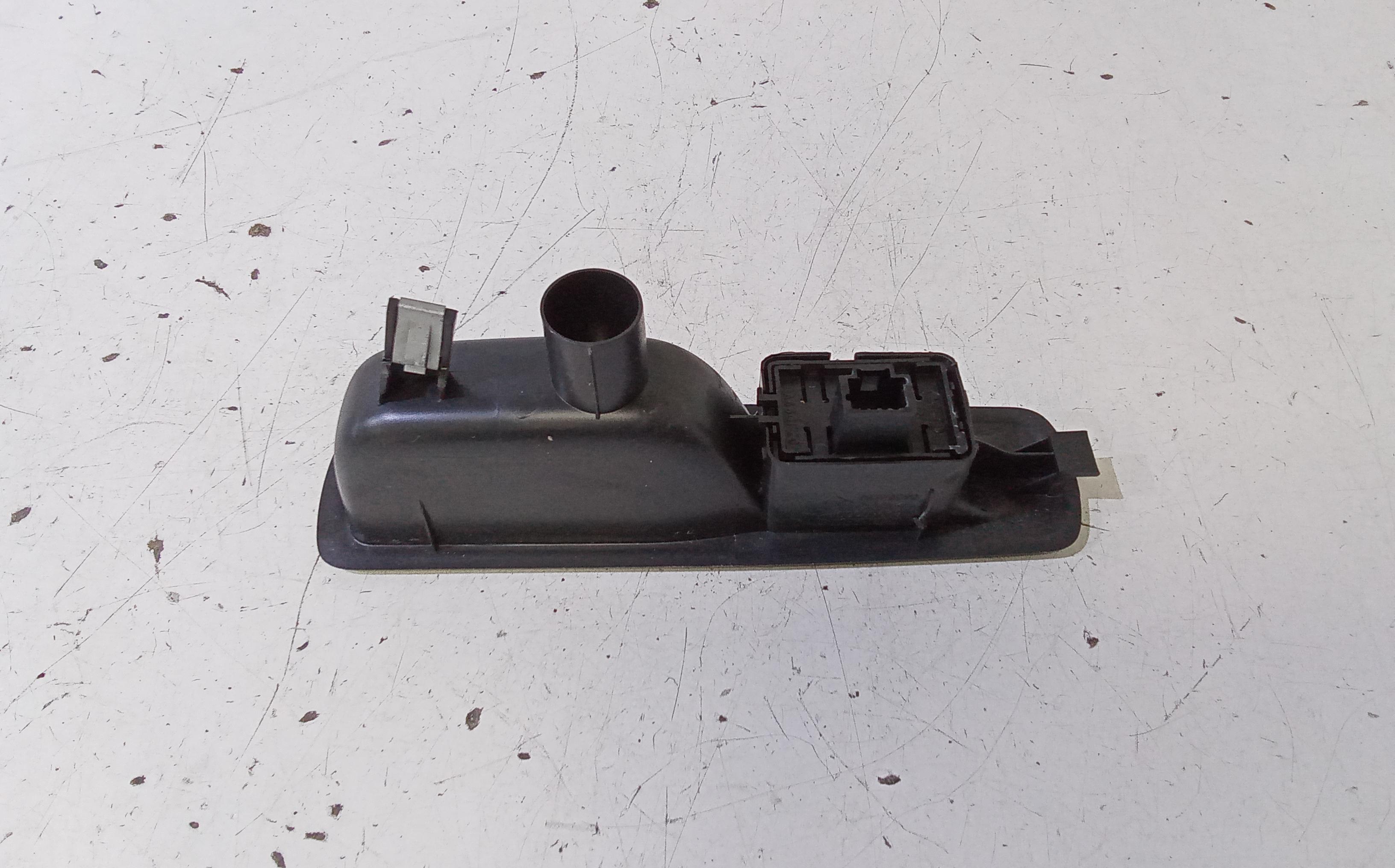 Pulsantiera Posteriore Sinistra RENAULT Megane III (08>16)