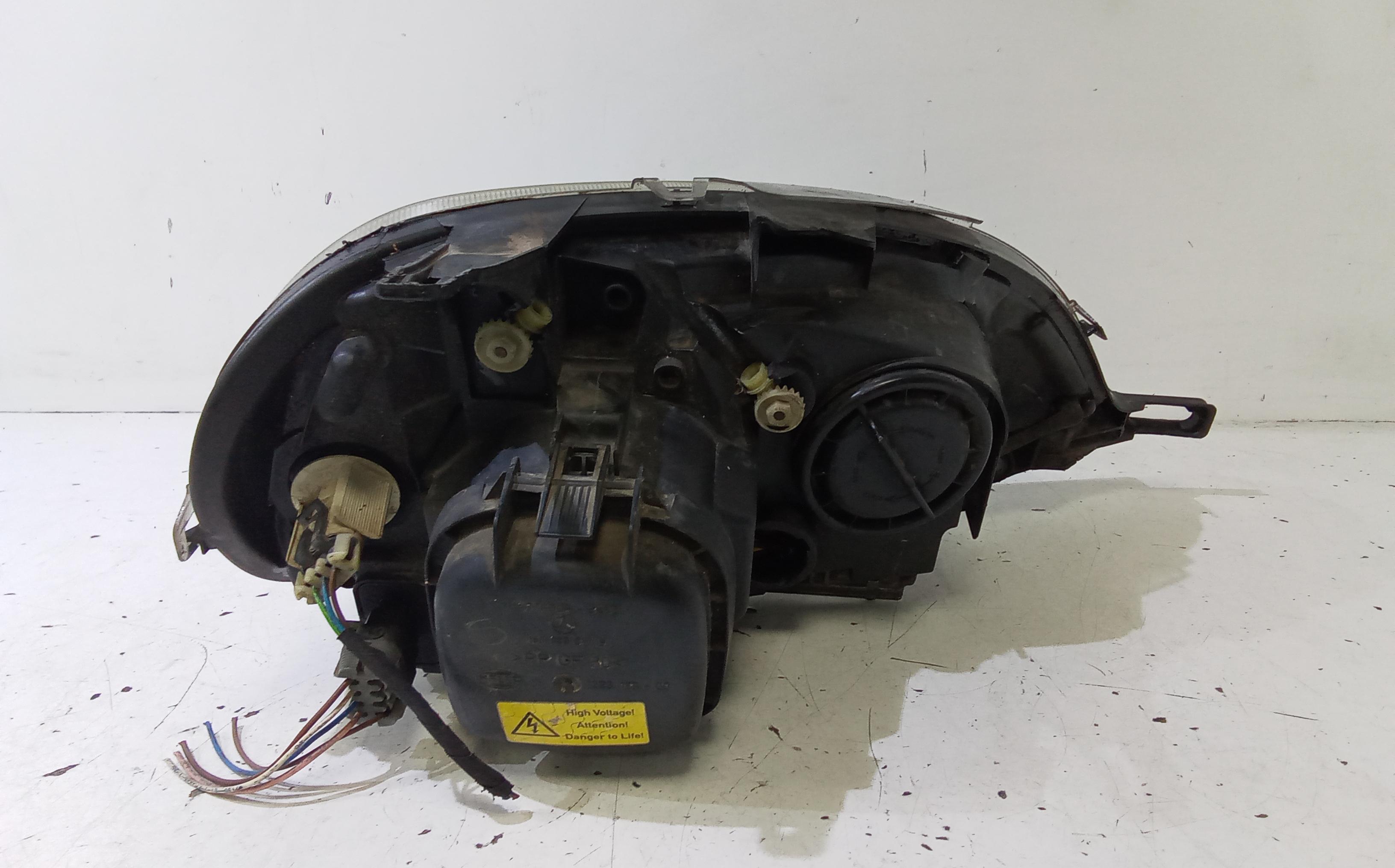 Faro sinistro allo Xenon MERCEDES ML W163 2 Serie