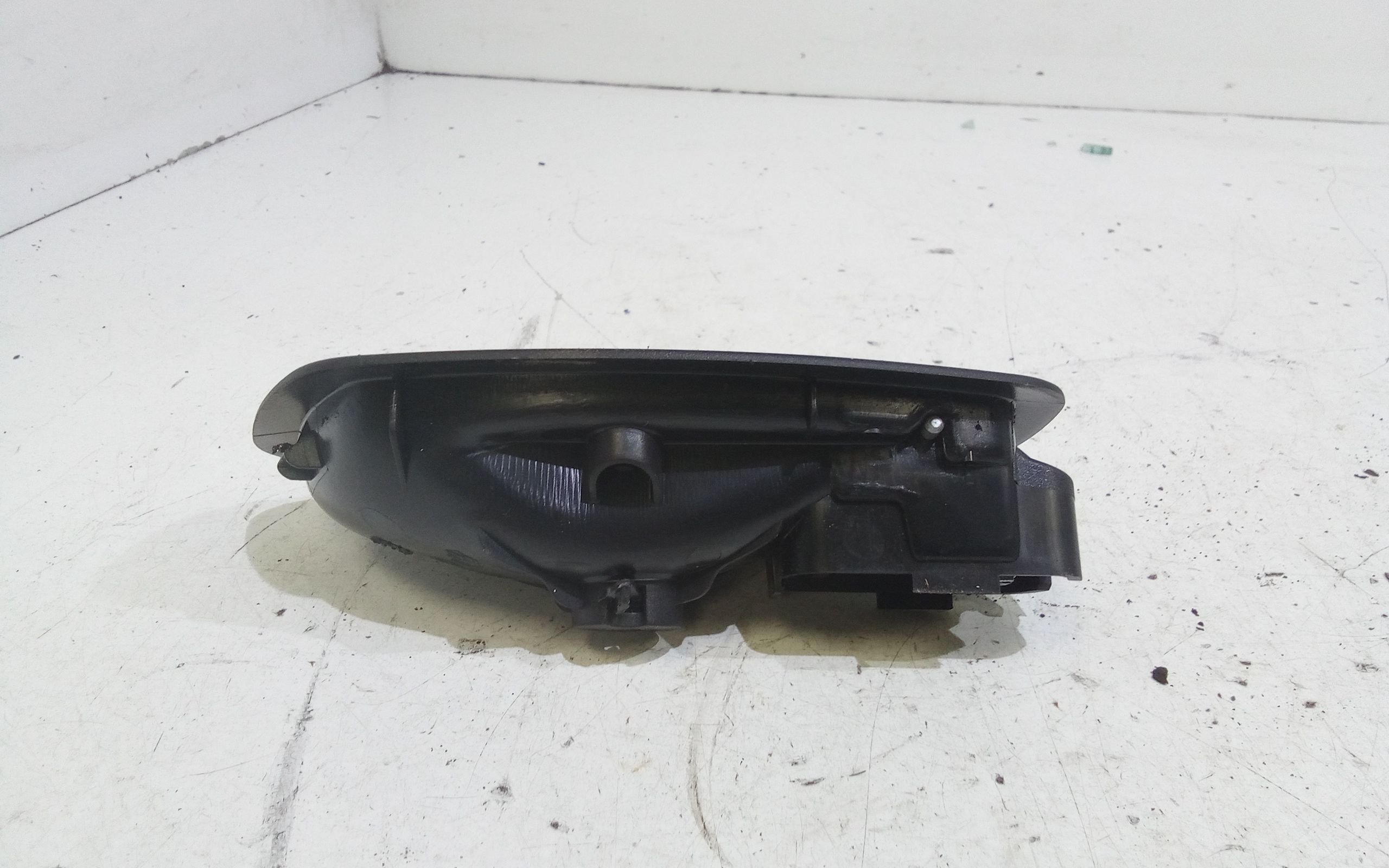 Maniglia interna Posteriore Destra RENAULT Megane III (08>16)