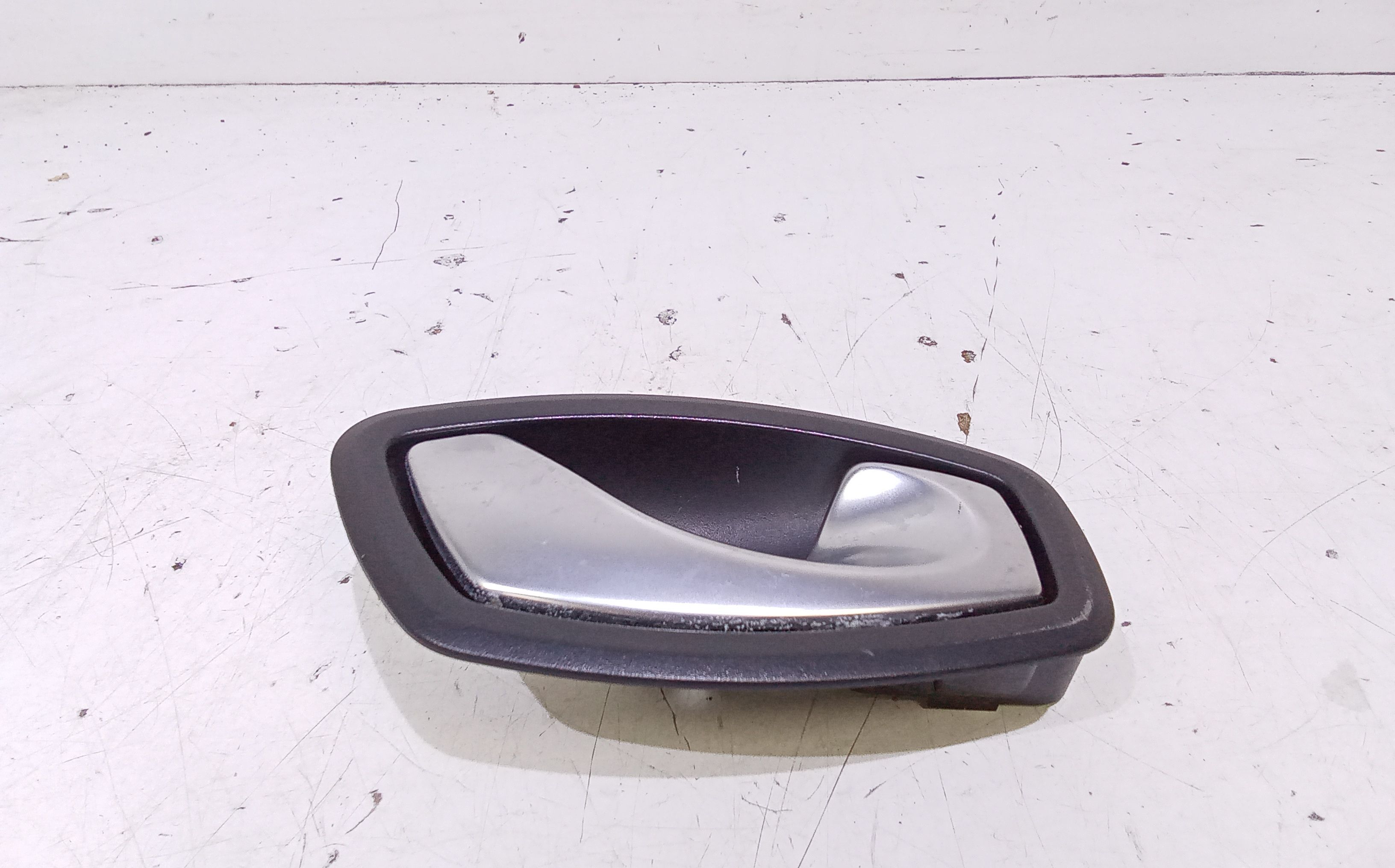 Maniglia interna Posteriore Destra RENAULT Megane III (08>16)