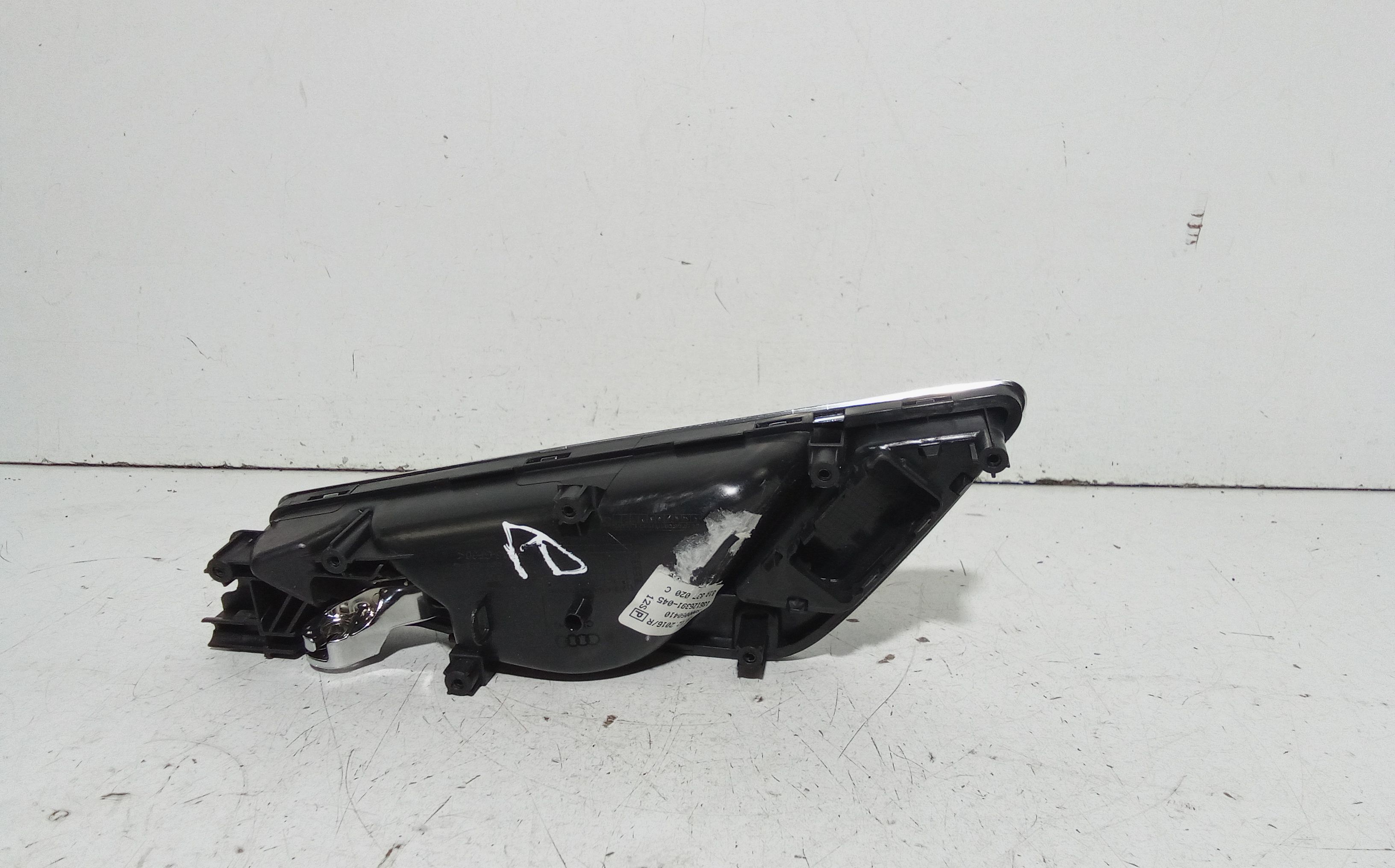 Maniglia interna Posteriore Destra AUDI Q2 Serie (GAB) (16>)