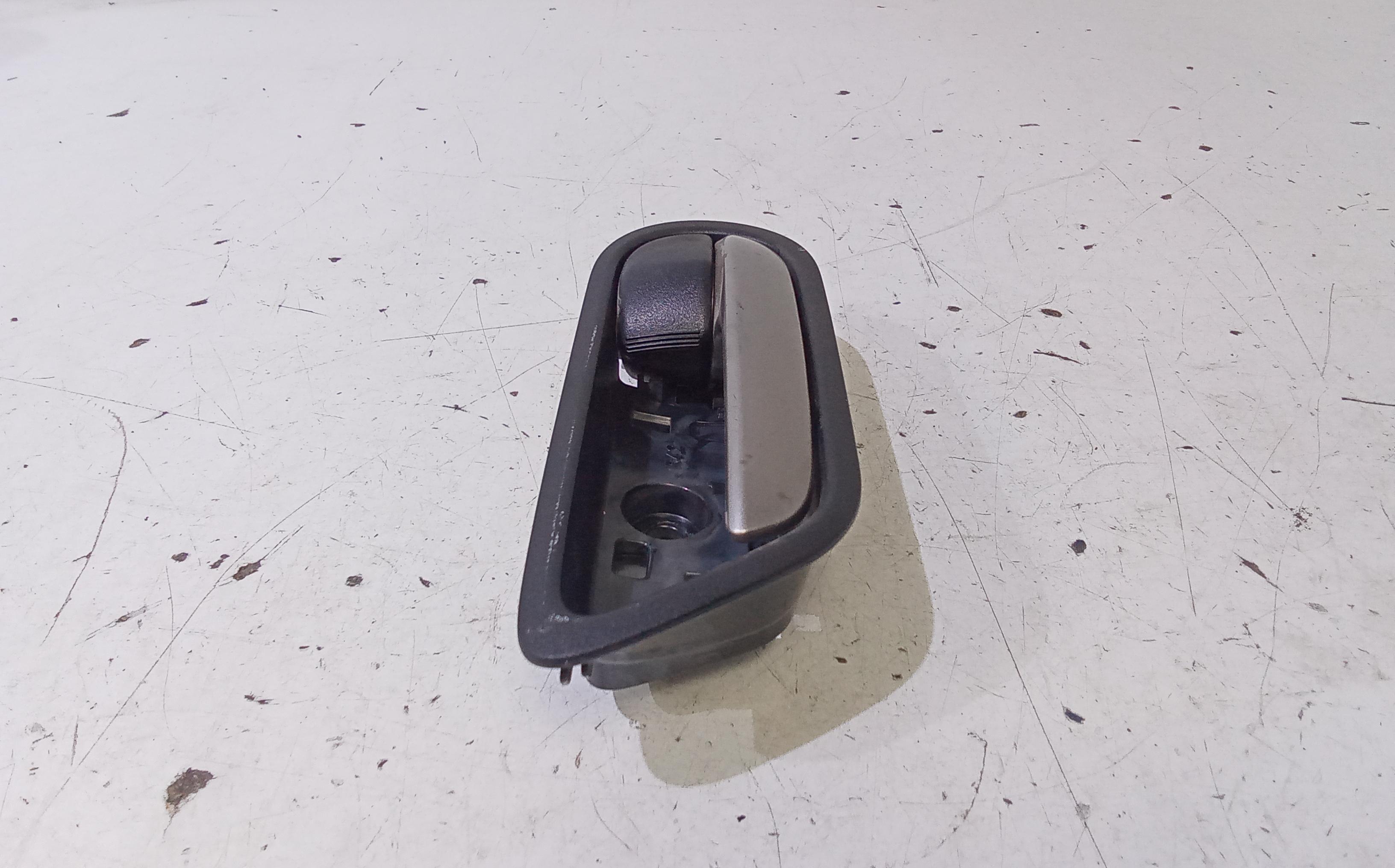 Maniglia interna Posteriore Destra MAZDA 3 Berlina Serie (09>13)