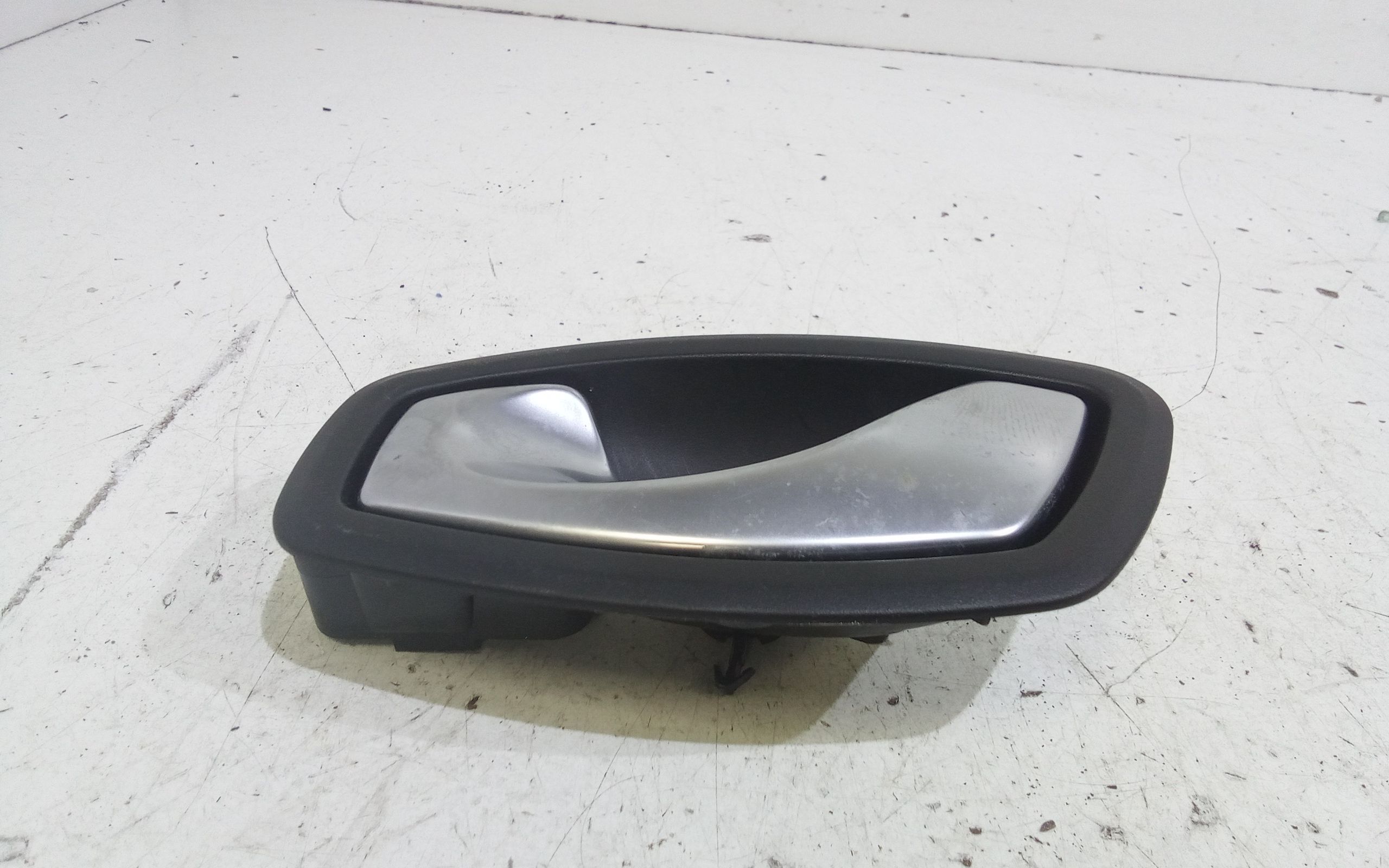 Maniglia interna Posteriore Sinistra RENAULT Megane III (08>16)