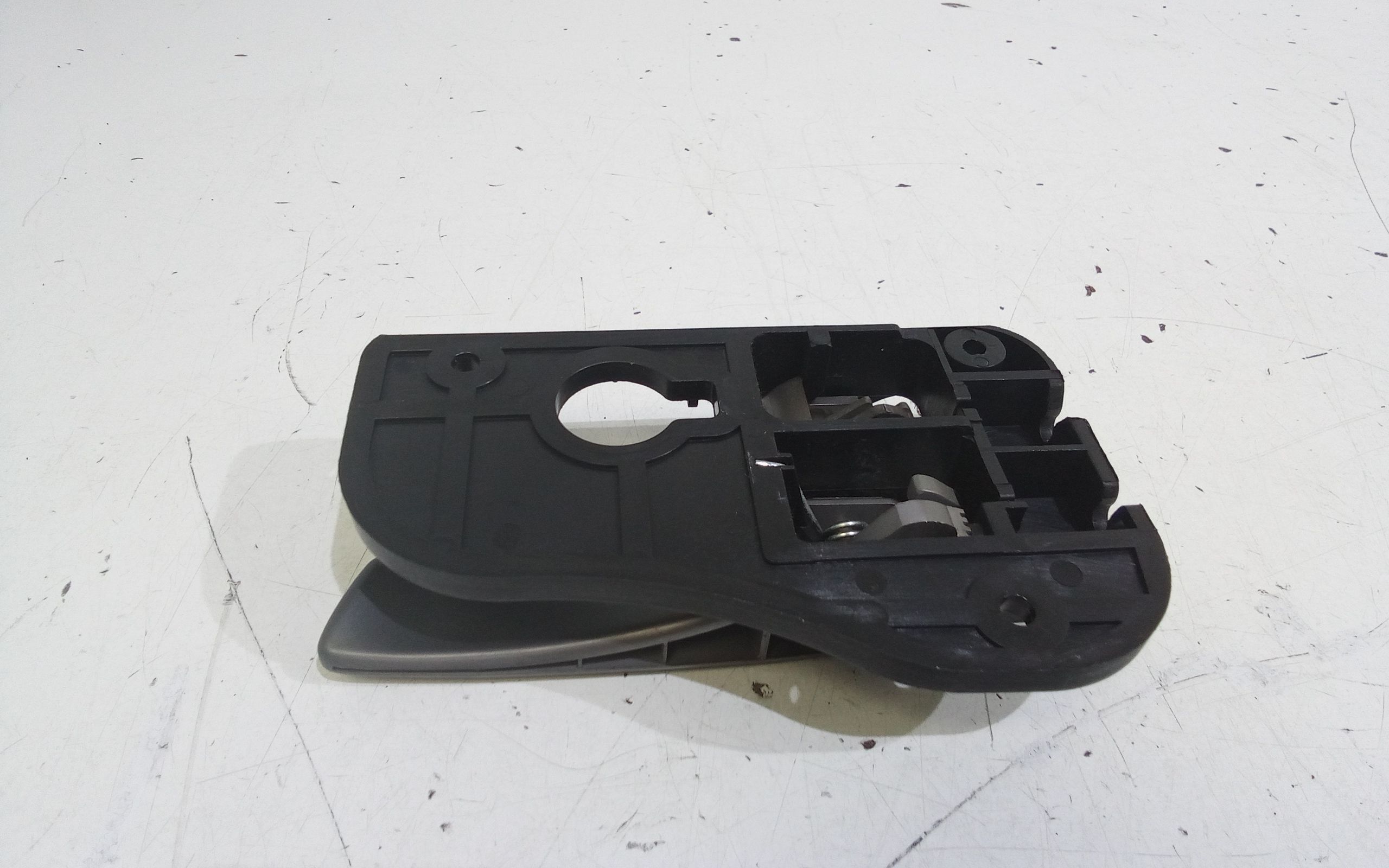 Maniglia interna Posteriore Sinistra KIA Carens 2 Serie