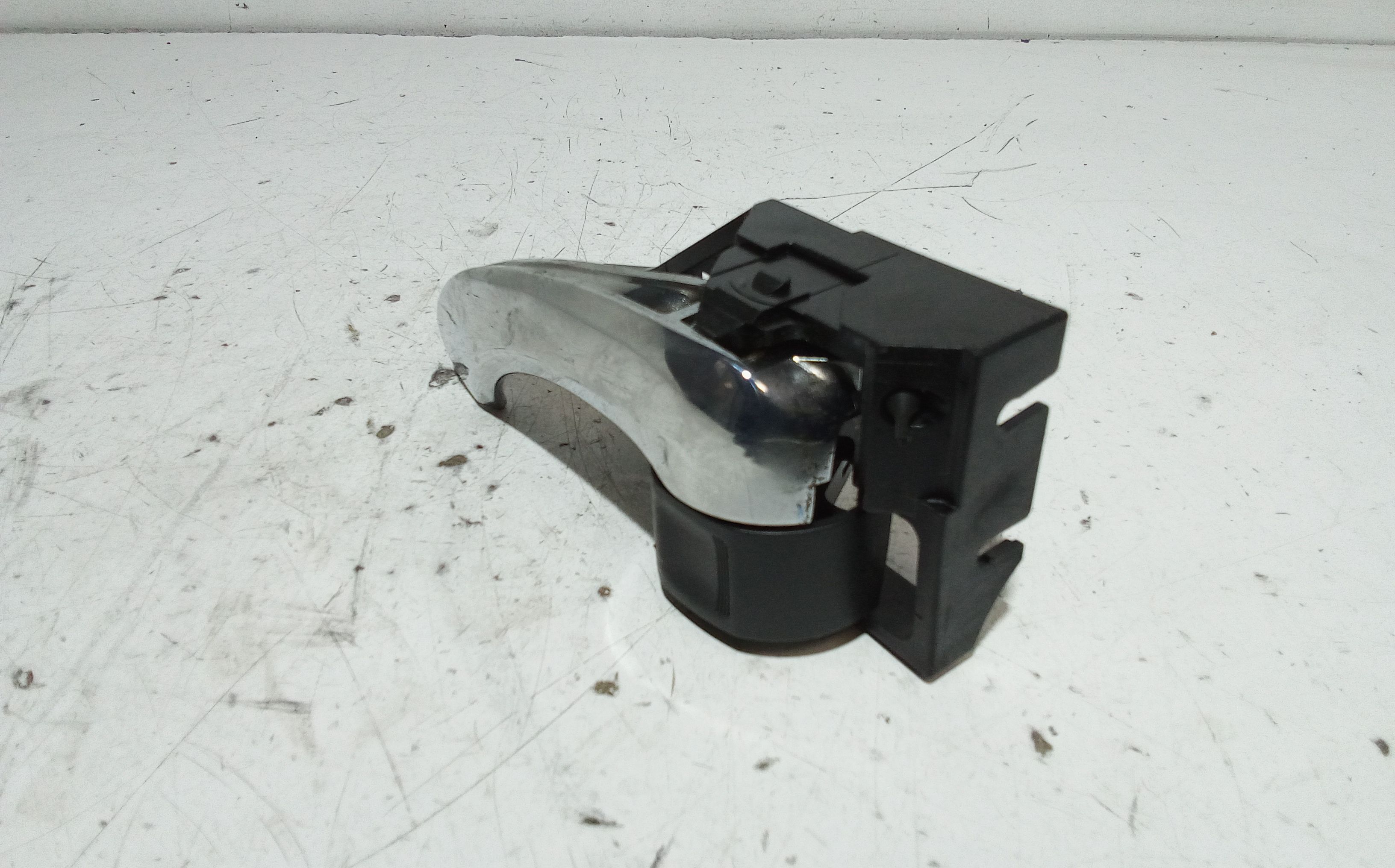 Maniglia interna Posteriore Sinistra TOYOTA Rav4 5 Serie