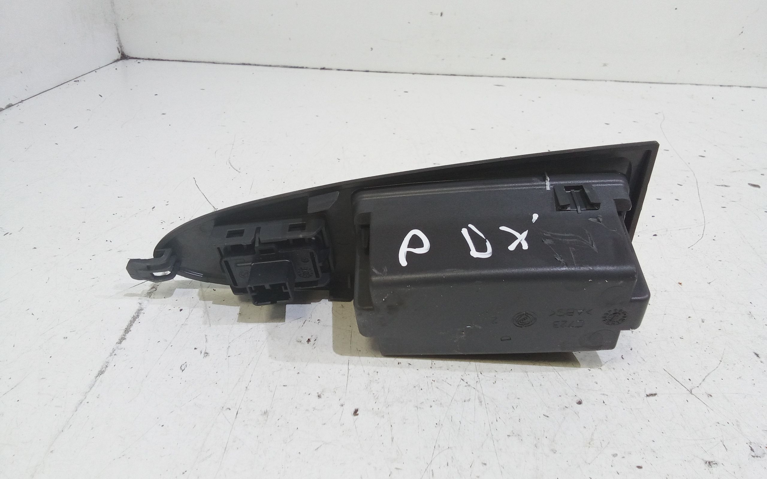 Pulsantiera Posteriore Destra FIAT Croma 3 Serie