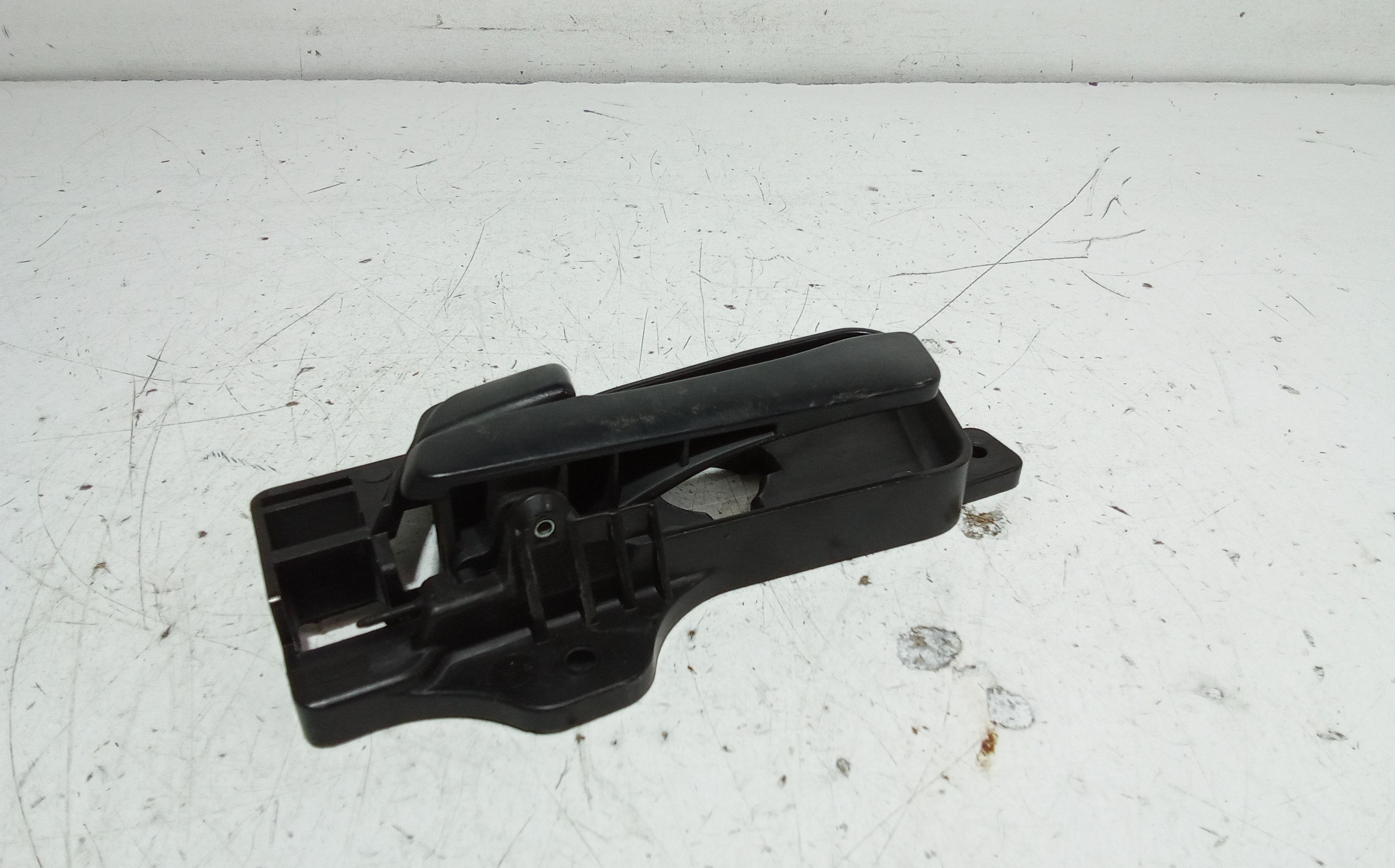 Maniglia interna anteriore Sinistra HYUNDAI i30 Serie (07>11)